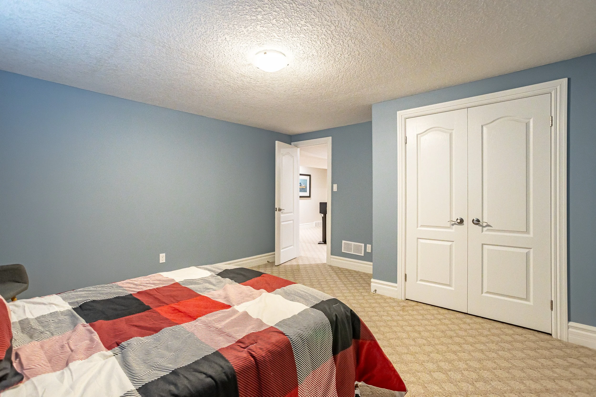 3399 Crane Ave-26.jpg