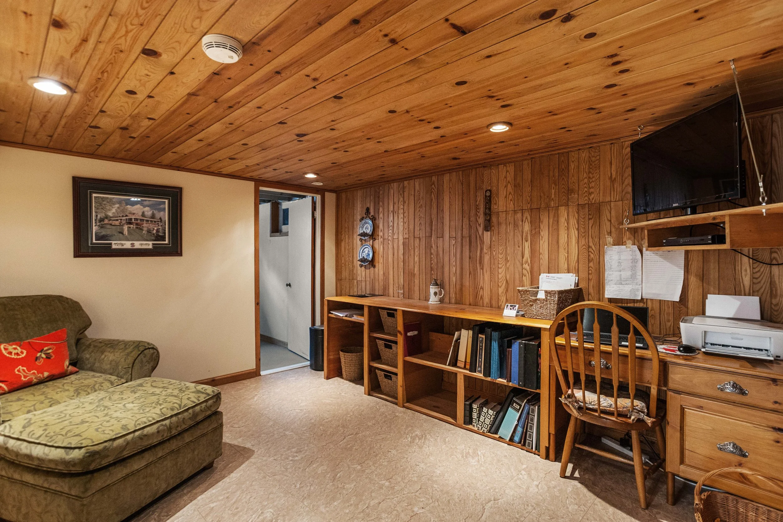 16 Crescent Ave (24).JPG