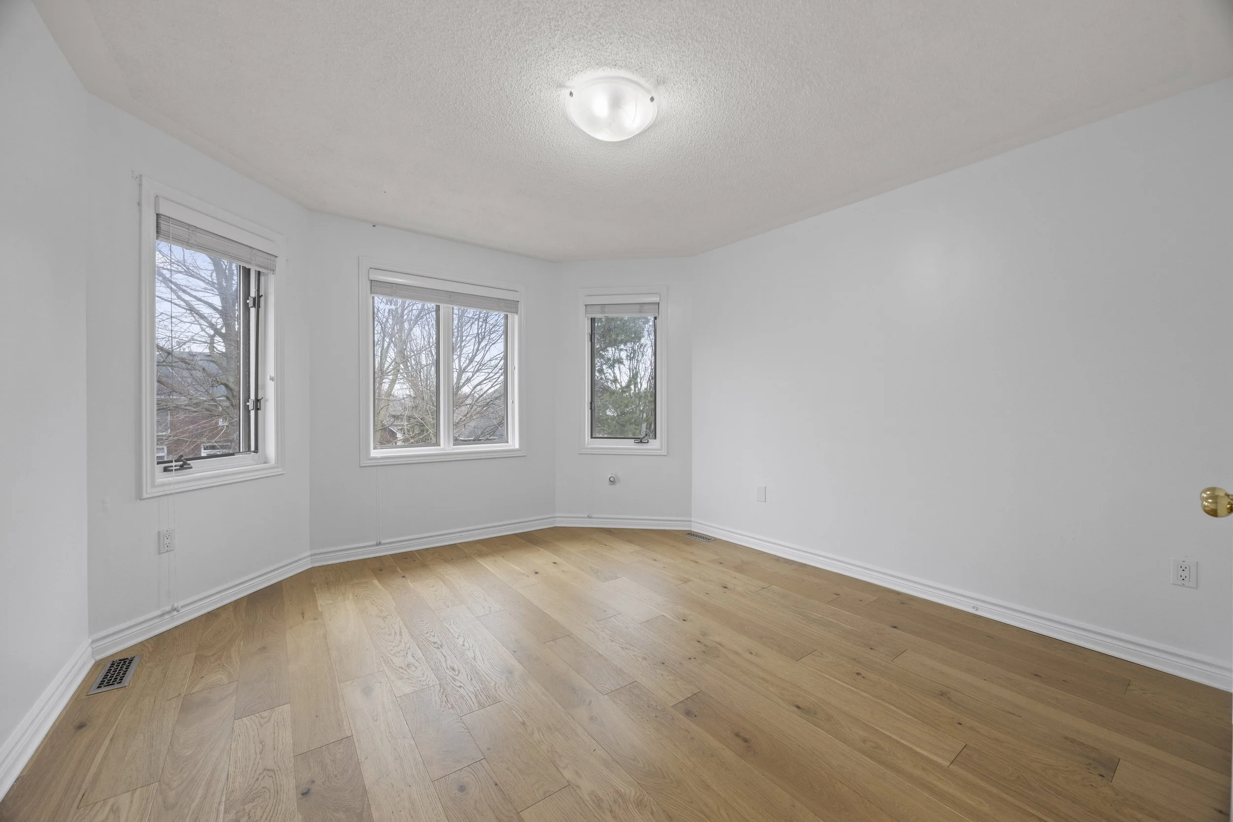 940 Manchester Rd -35.JPG