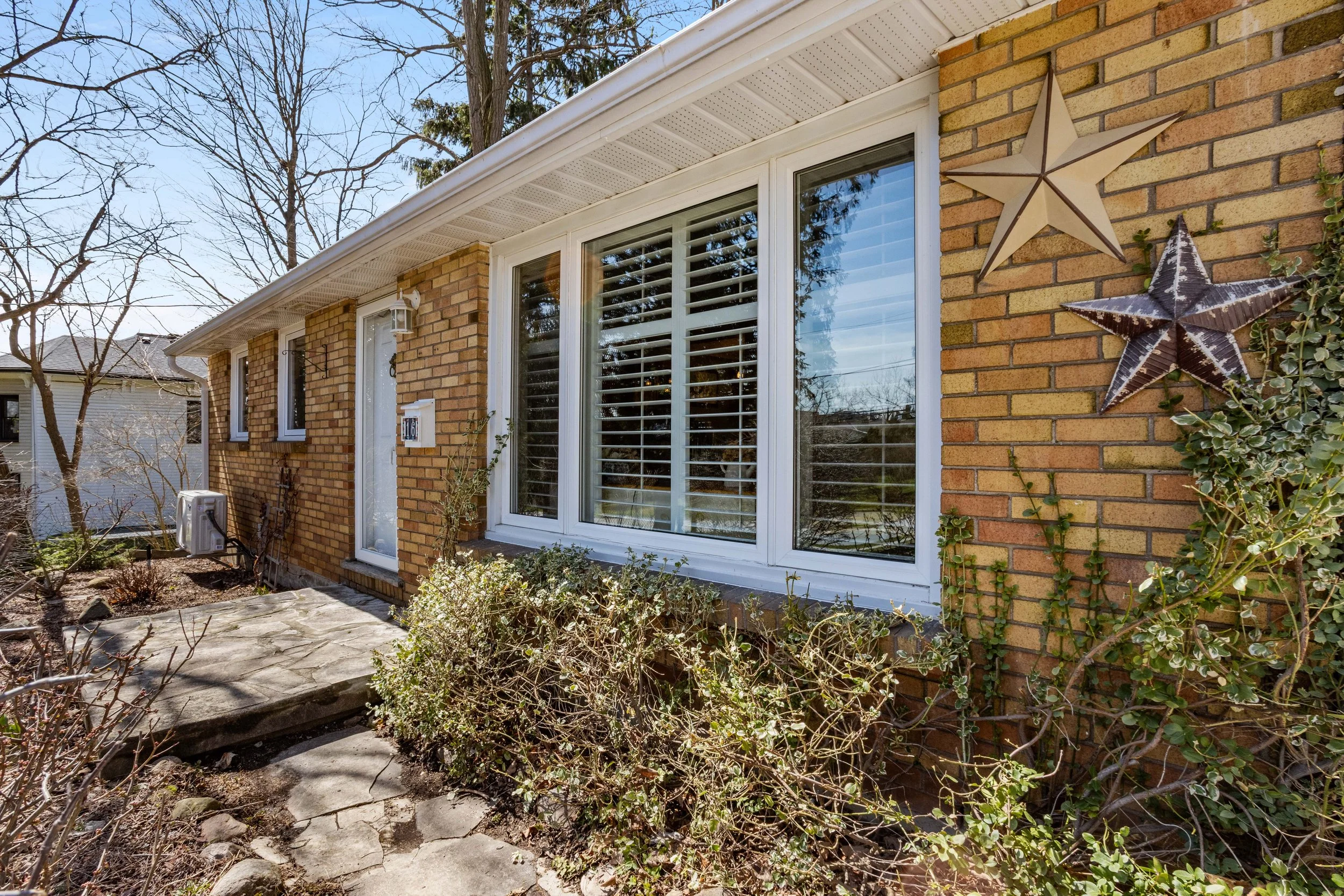 16 Crescent Ave (5).JPG