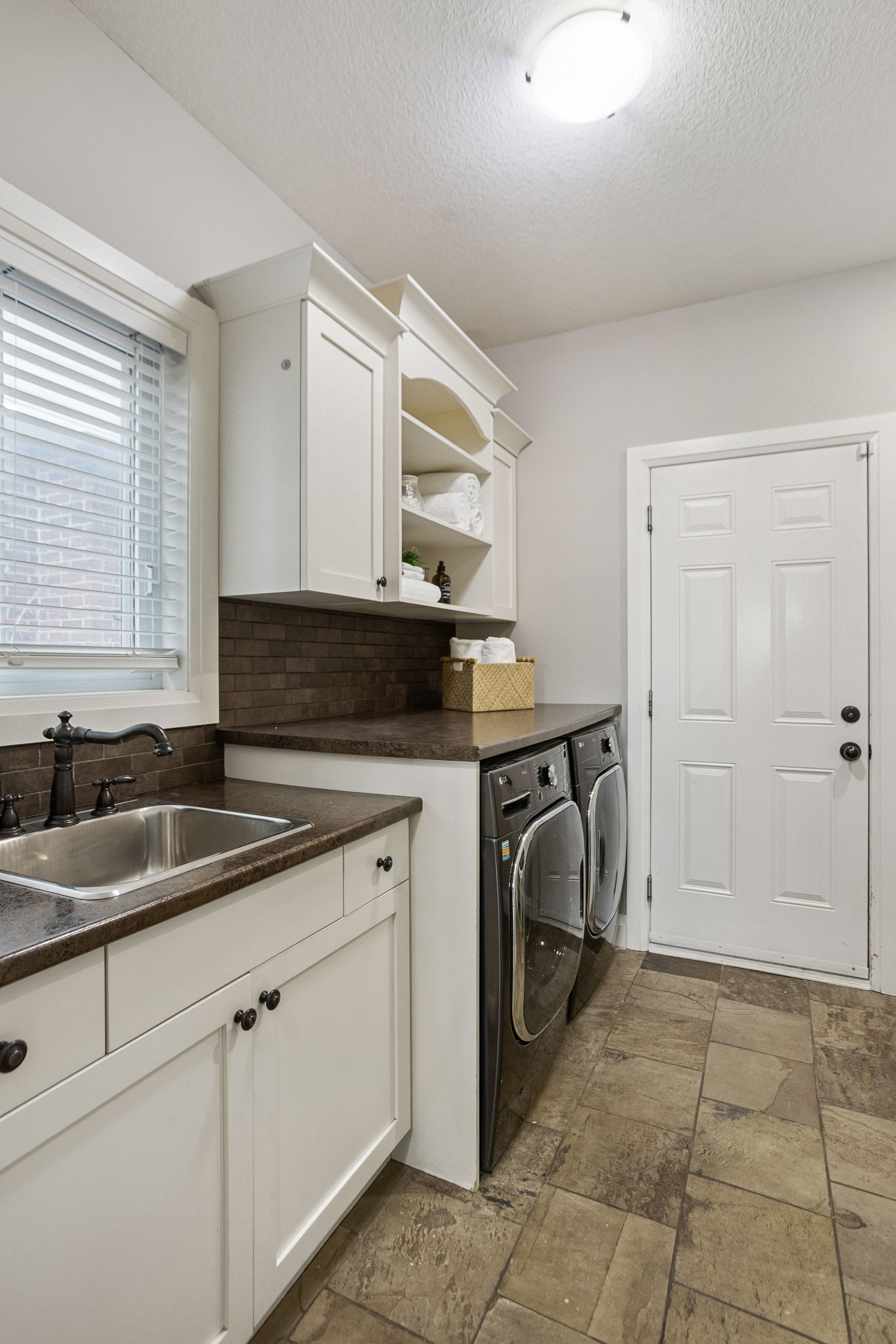 1163 Cardinal Rd-18.jpg