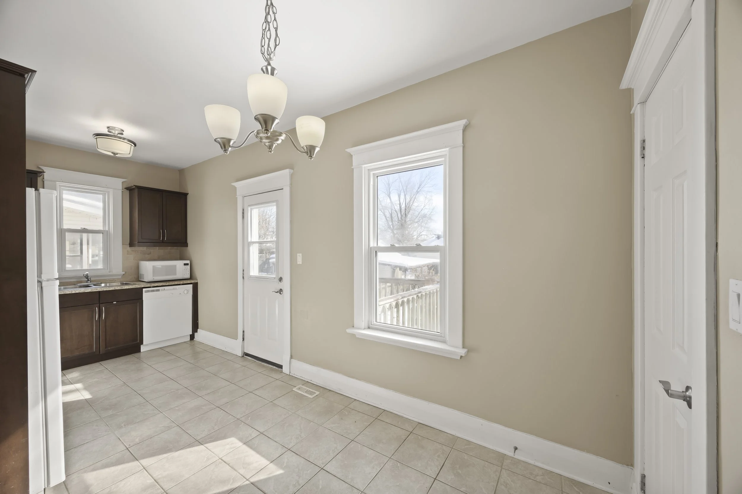 33 Terrance St. -15.JPG