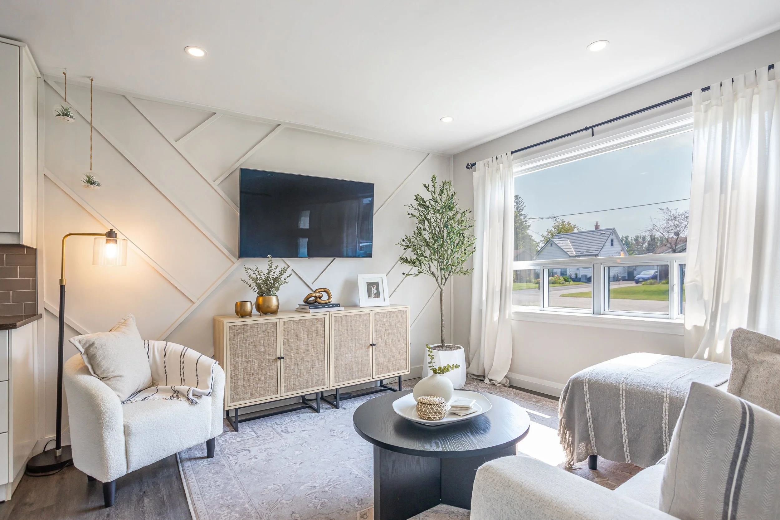 1016 Feren Ave-9.jpg