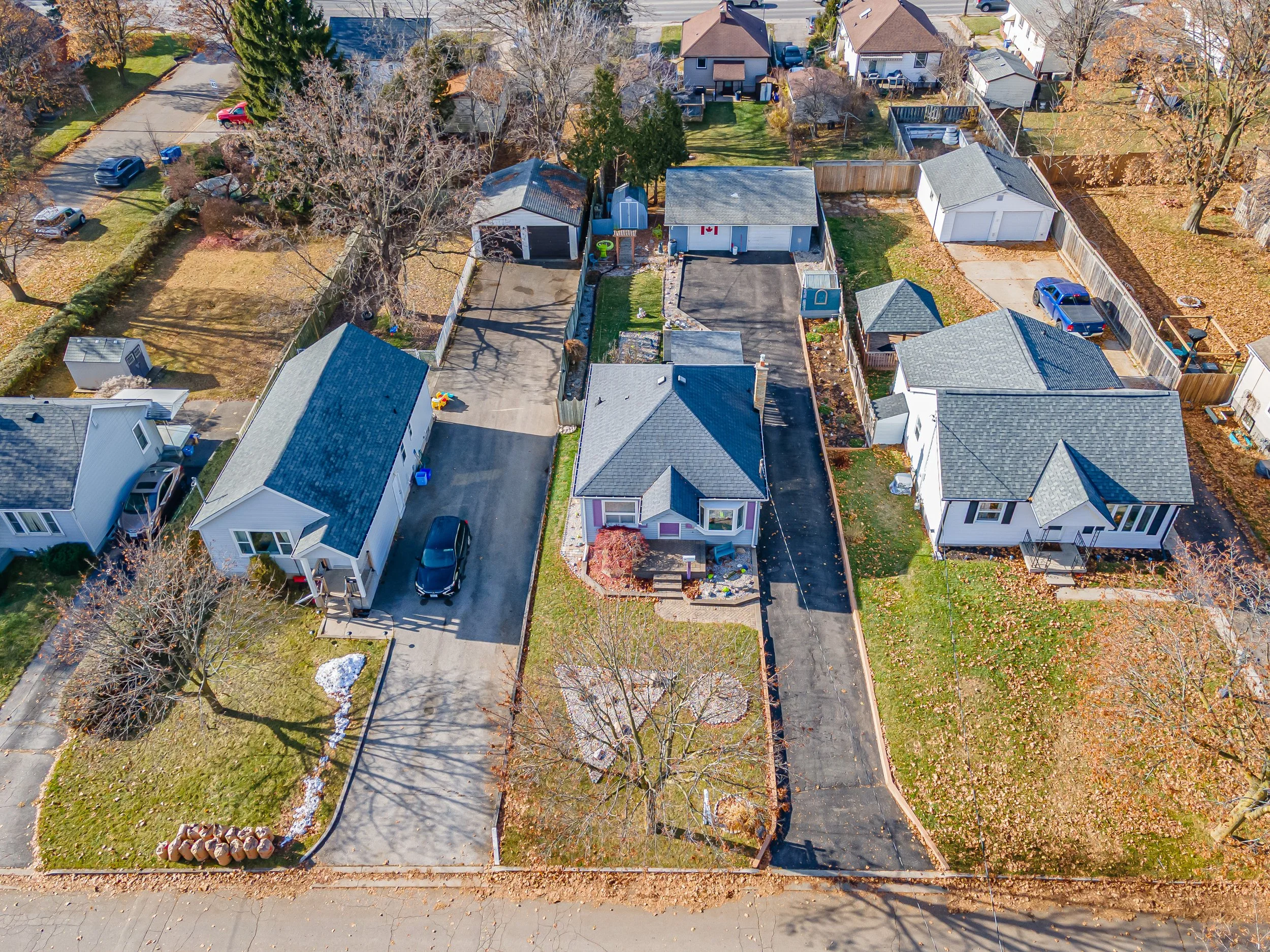 256 Short Ave Reshoot-20.jpg