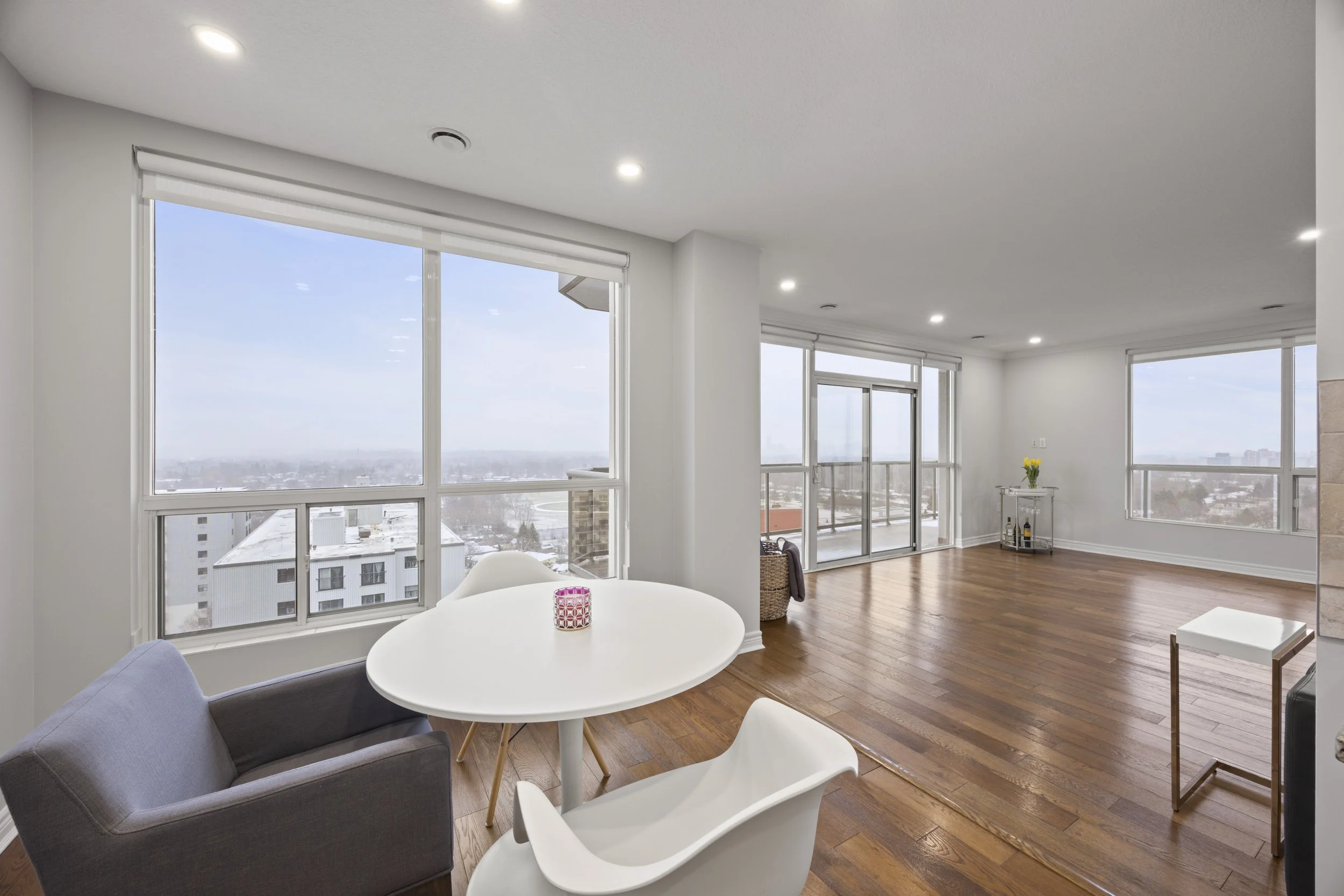 1104-353 Commissioners Rd W -18.JPG