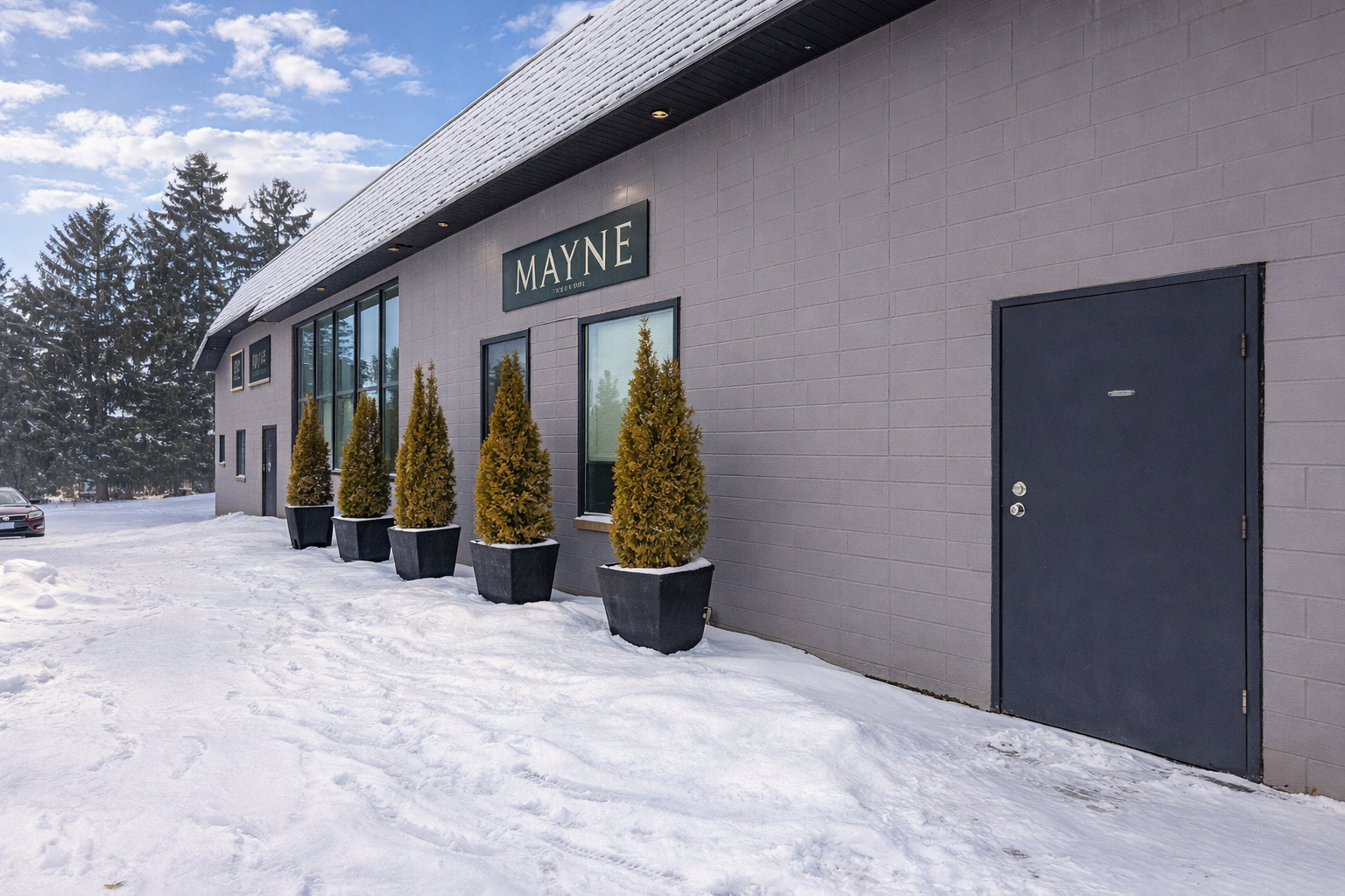 7024 Kilbourne Rd -04.png