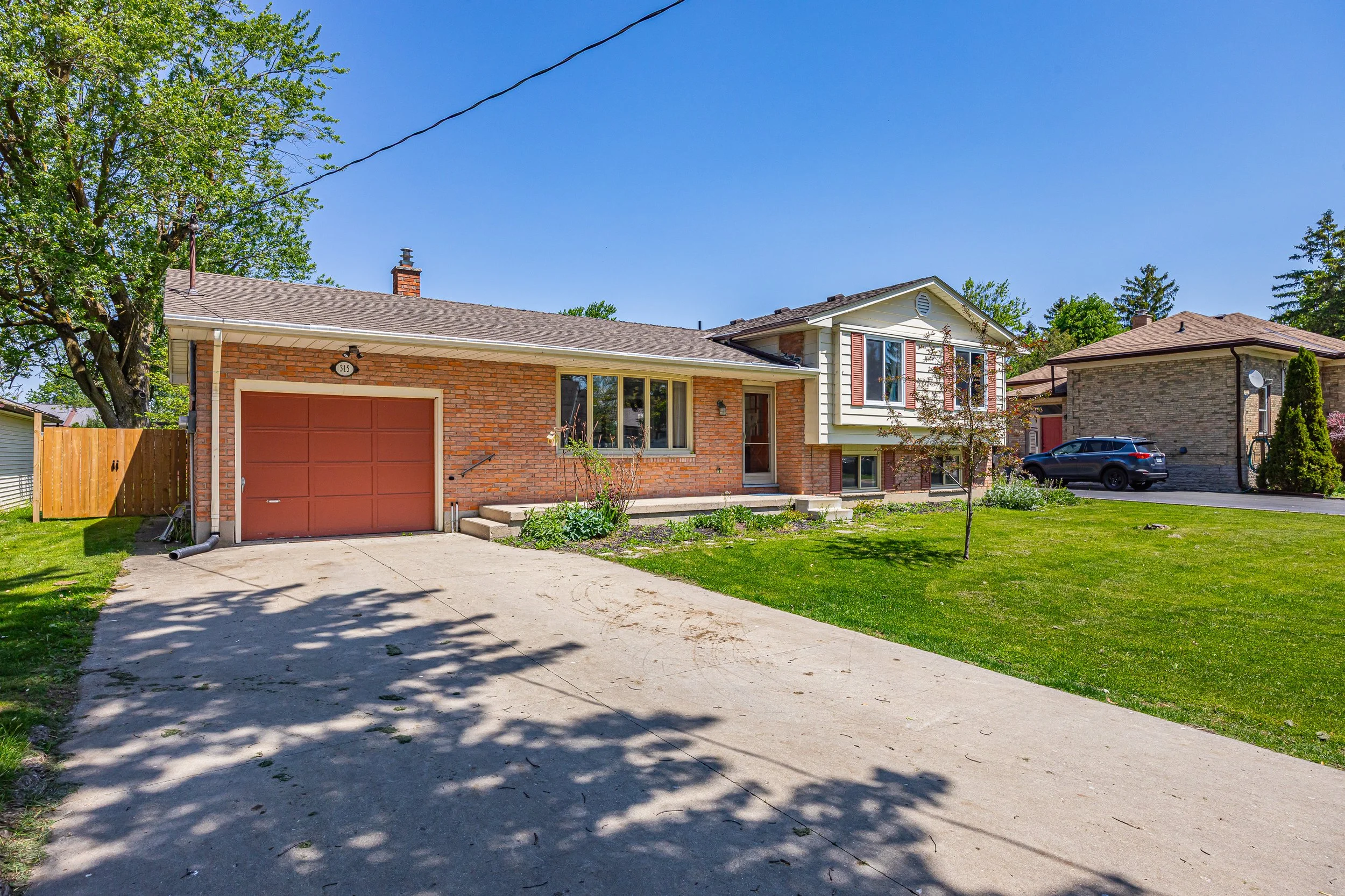 315 Elgin St W -04.jpg