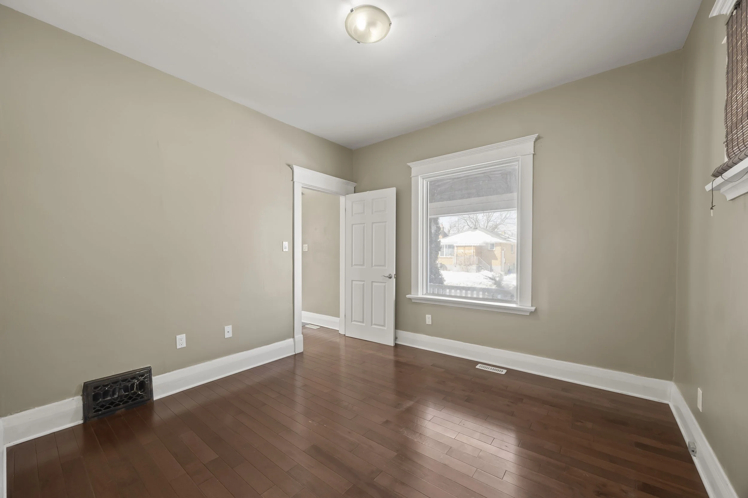 33 Terrance St. -23.JPG