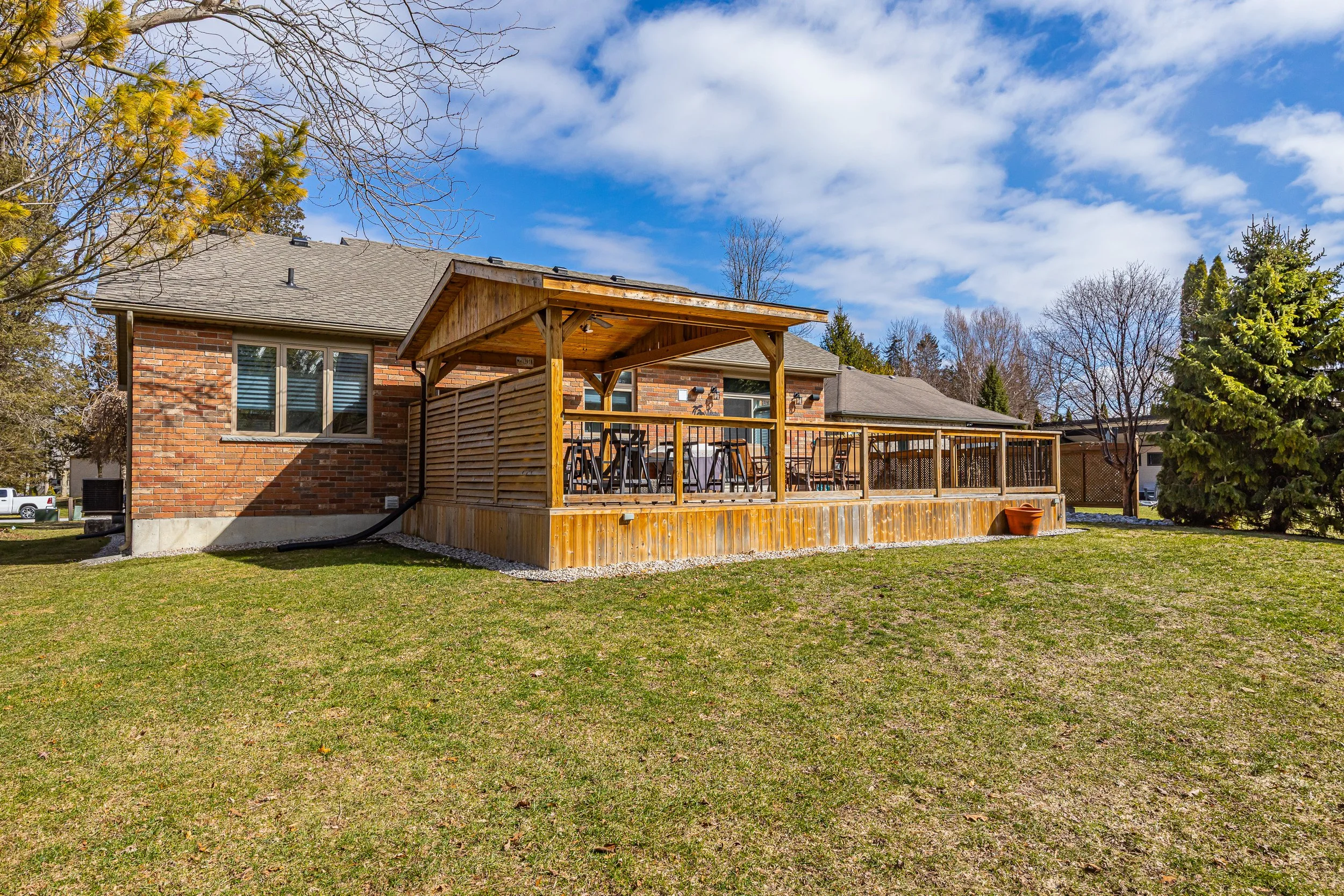 10159 Meadowlily Cres -47.jpg