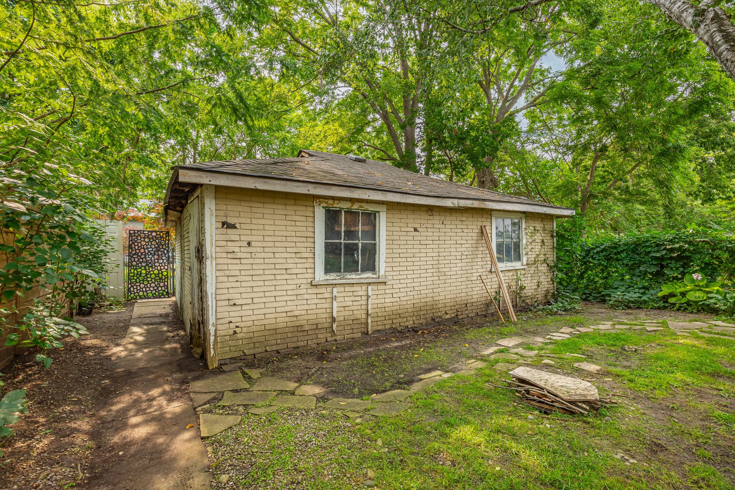 21 Wolseley Ave -45.jpg