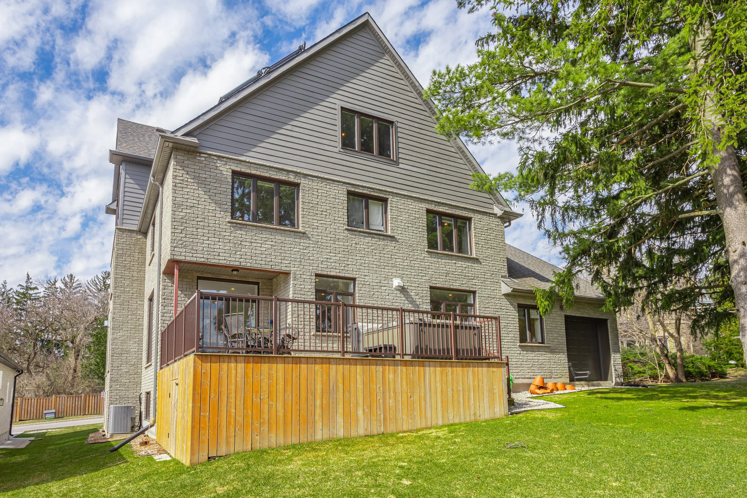 2-159 Windermere Rd-81.jpg