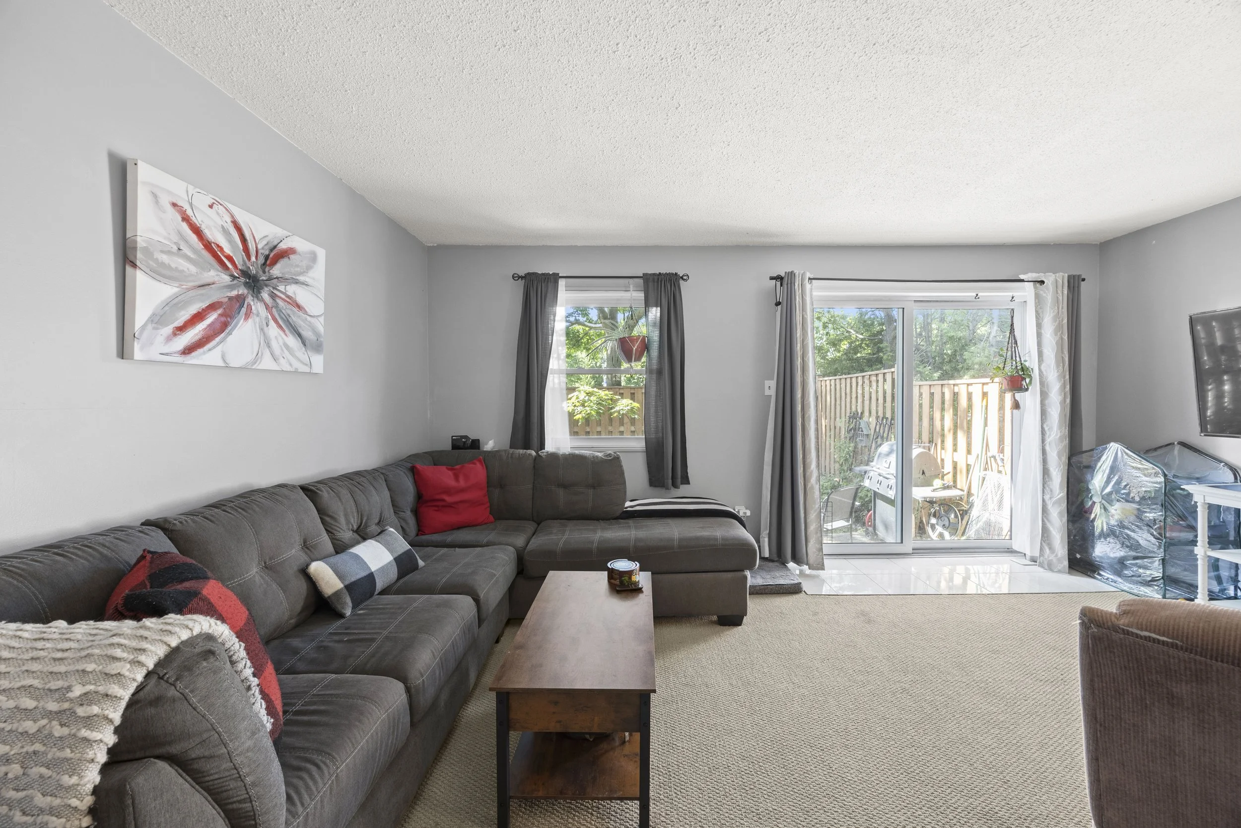 453 Wilkins St -10.JPG