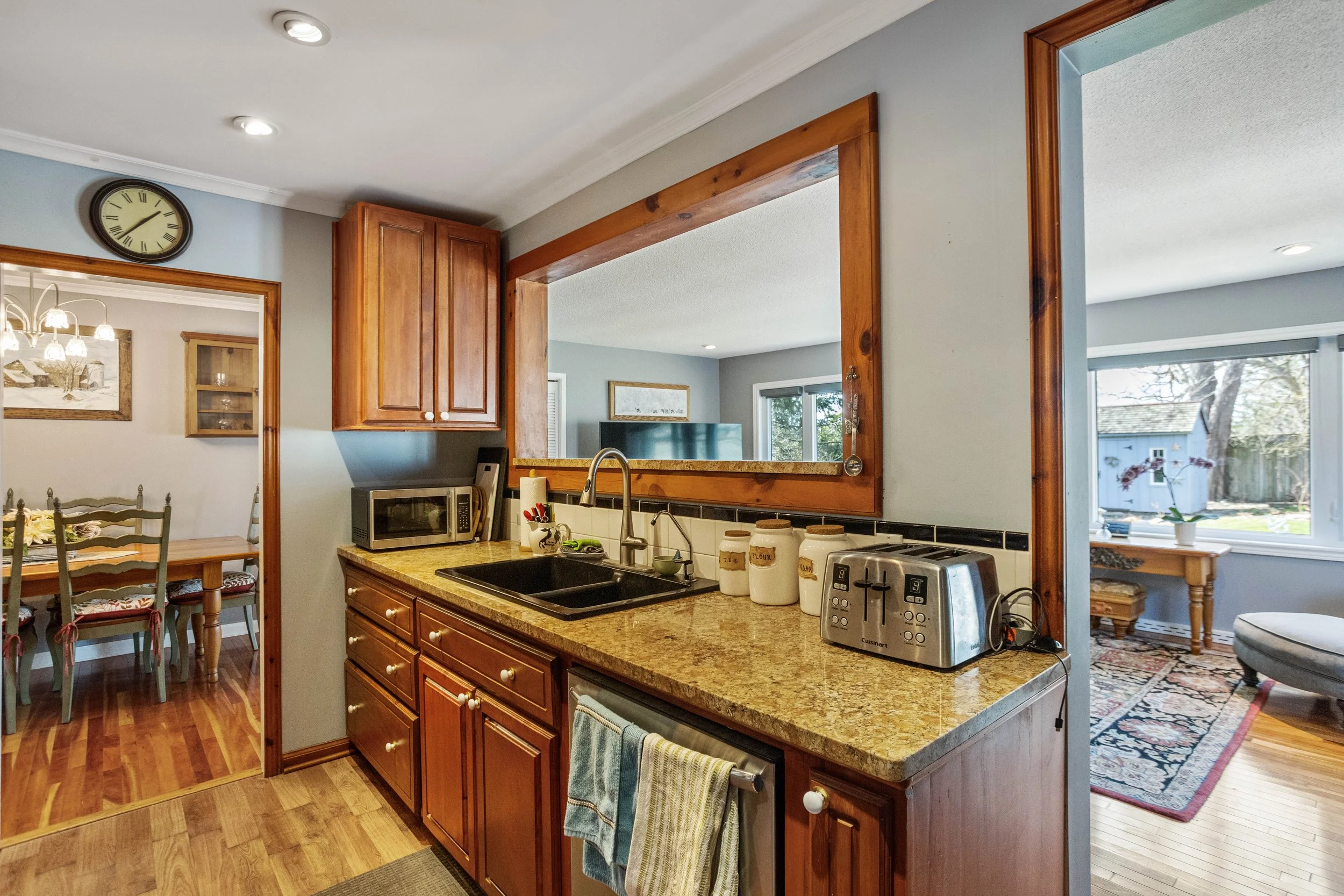 16 Crescent Ave (15).JPG