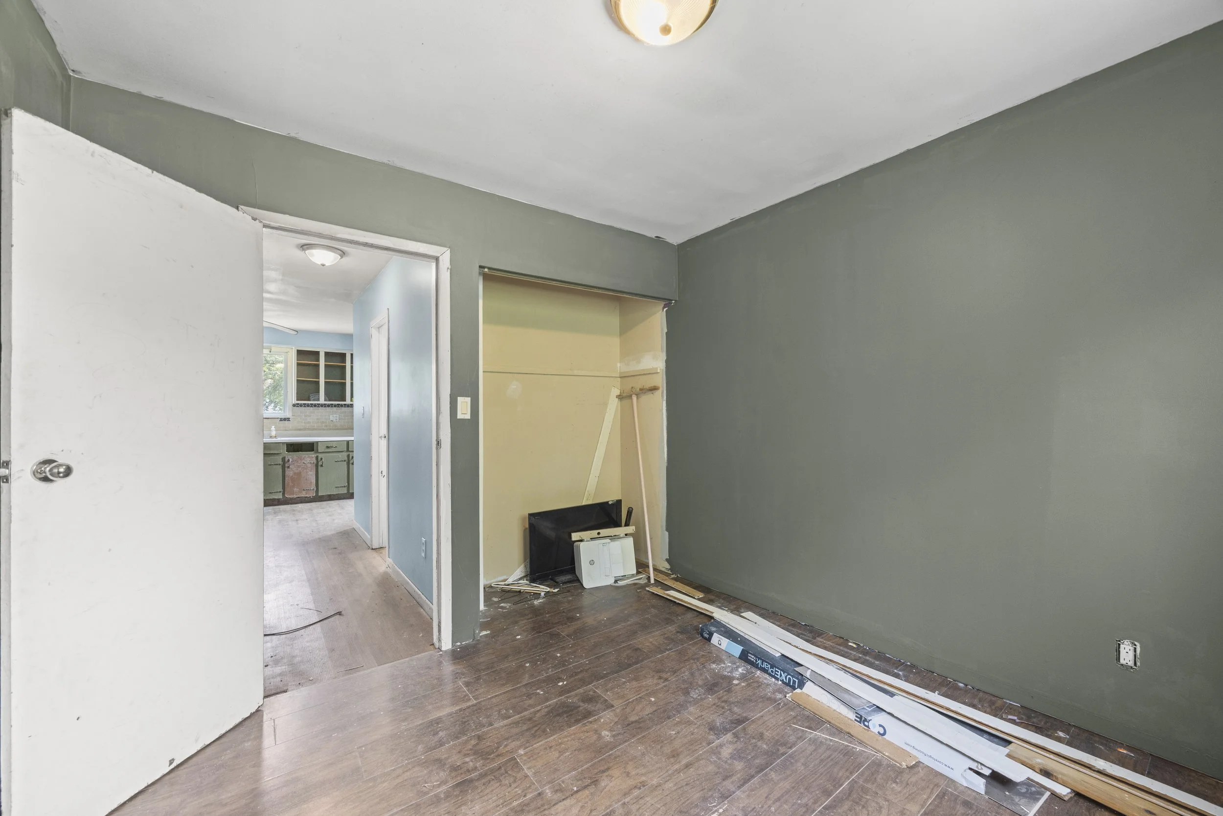 10207 Ivan Dr -18.JPG