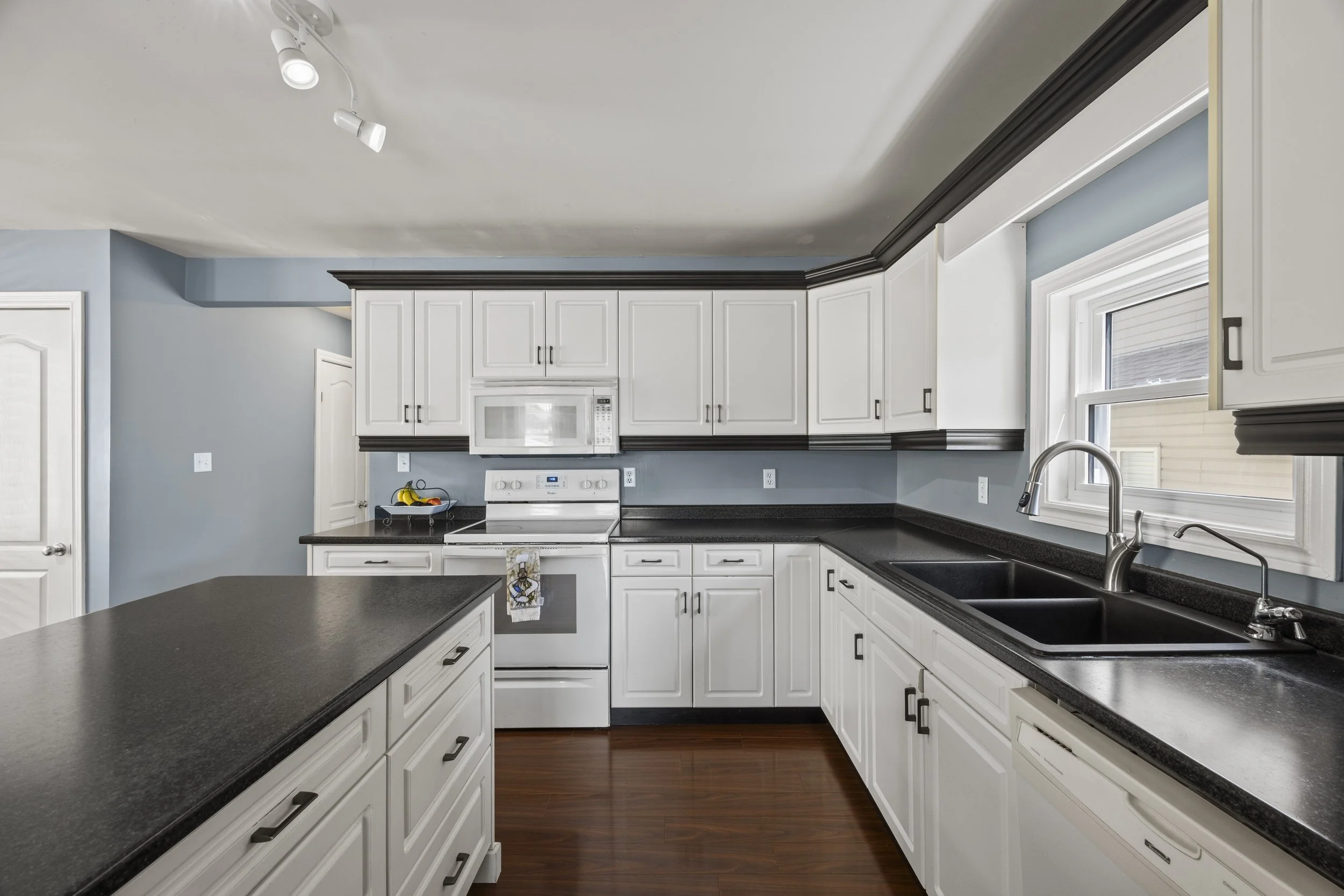1429 Aspenridge Cres -14.JPG