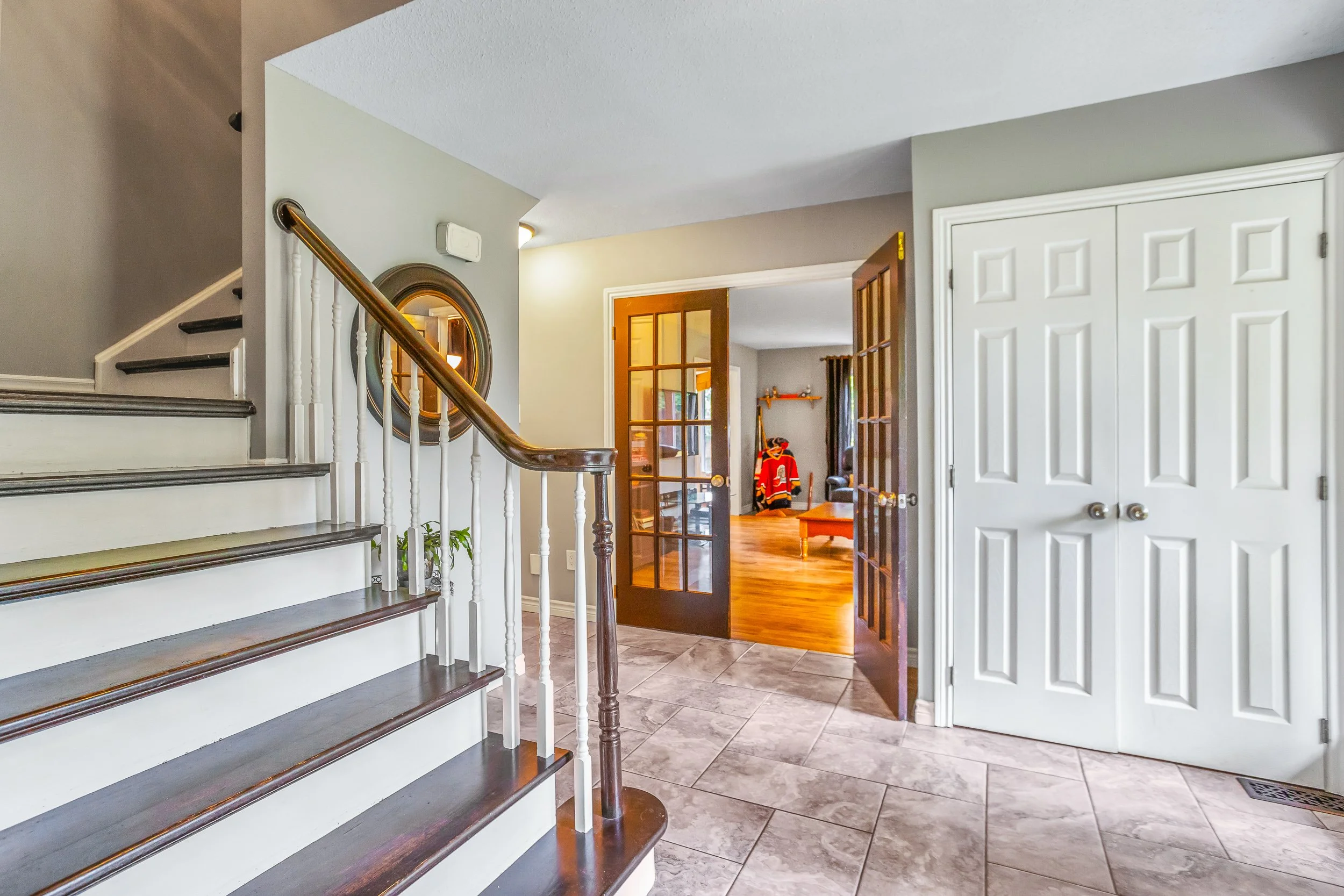 272 Chittick Cres-7.jpg