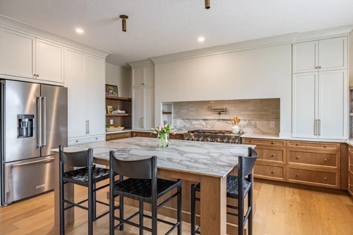 34290 Porte St-3 (Small).jpg