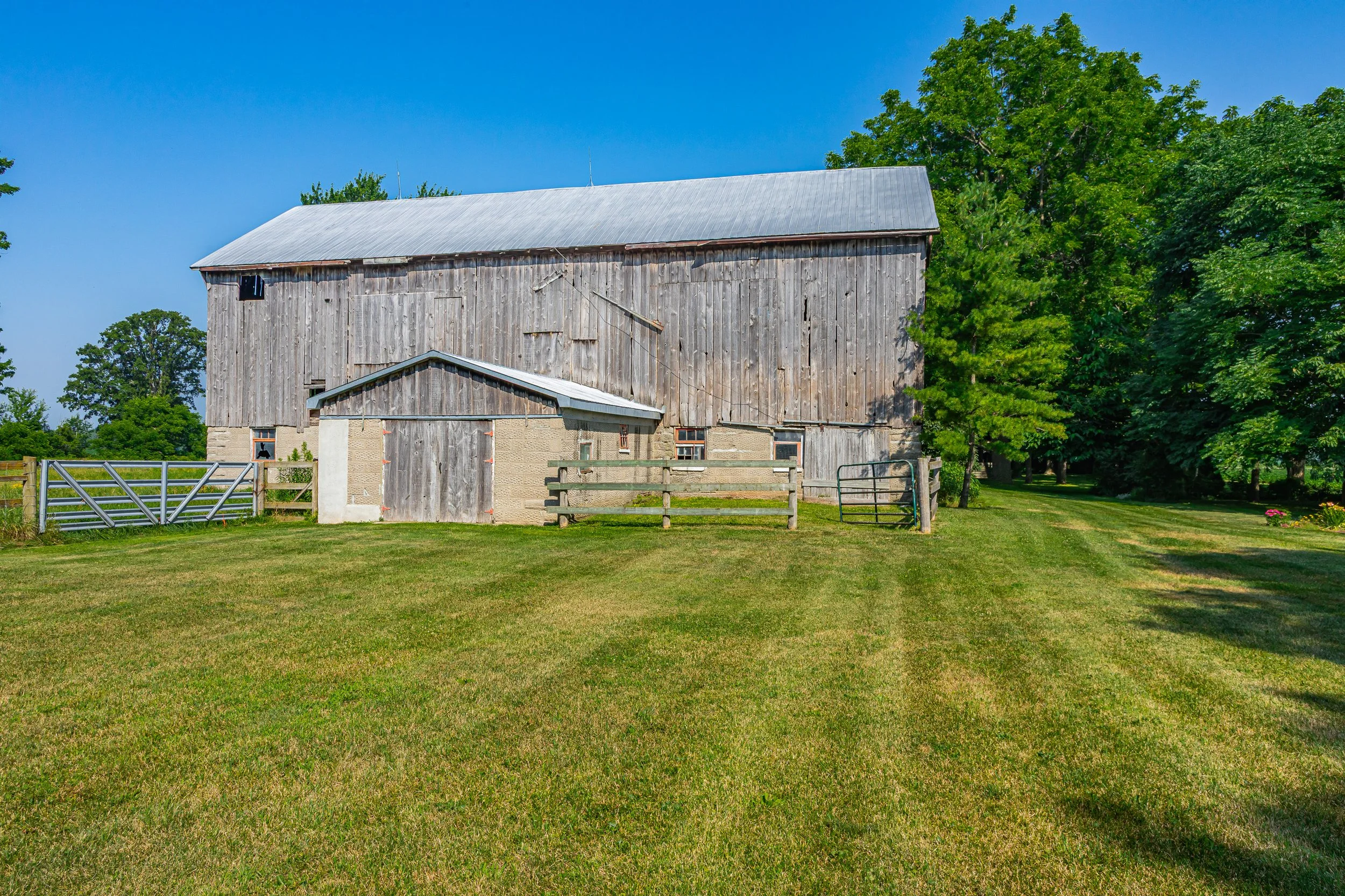 EXT - 10345 Argyle St-29.jpg