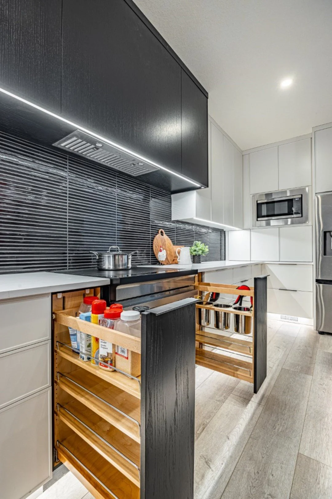 3229 Raleigh Cres-33.jpg