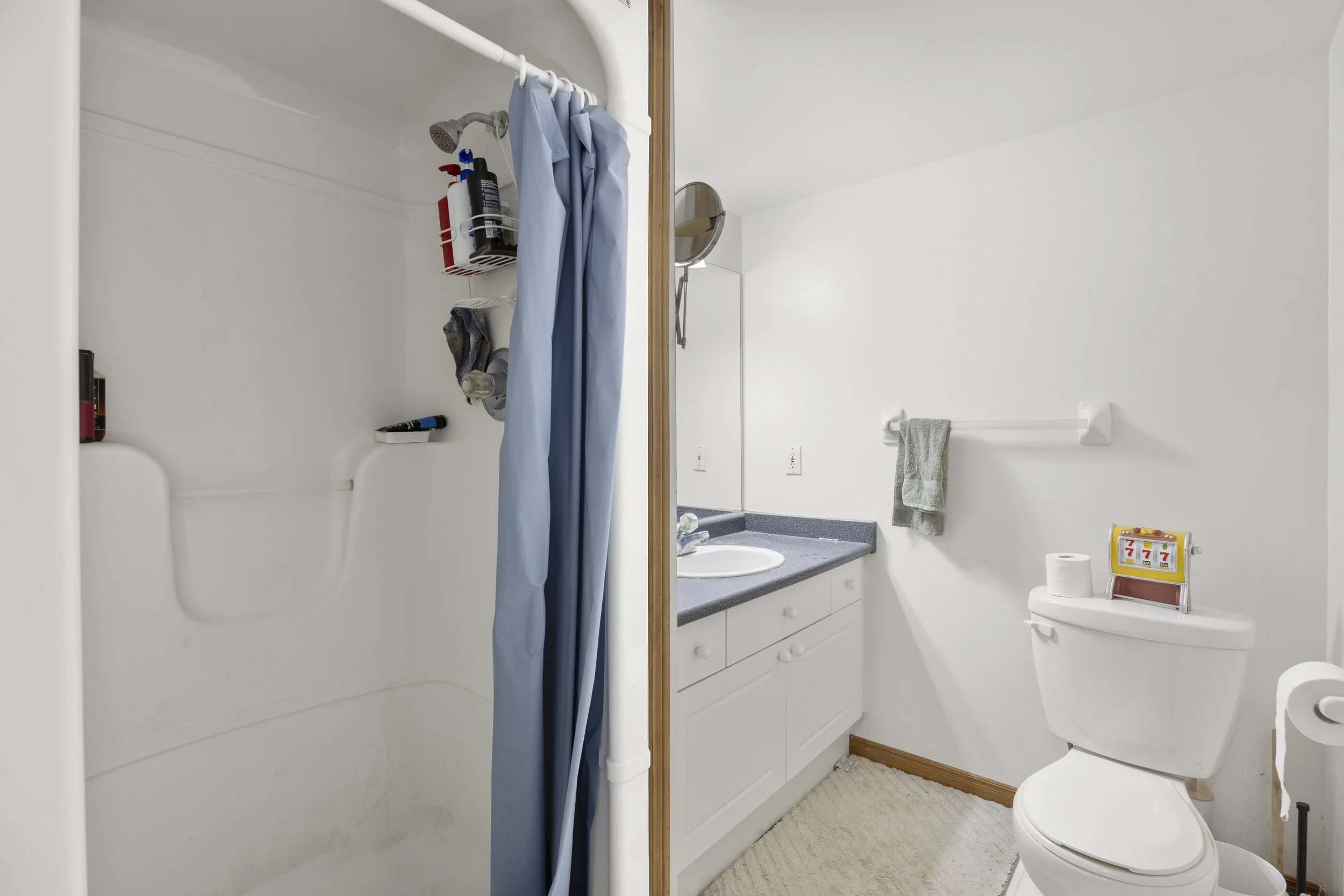 351 Fleming Dr -36.JPG