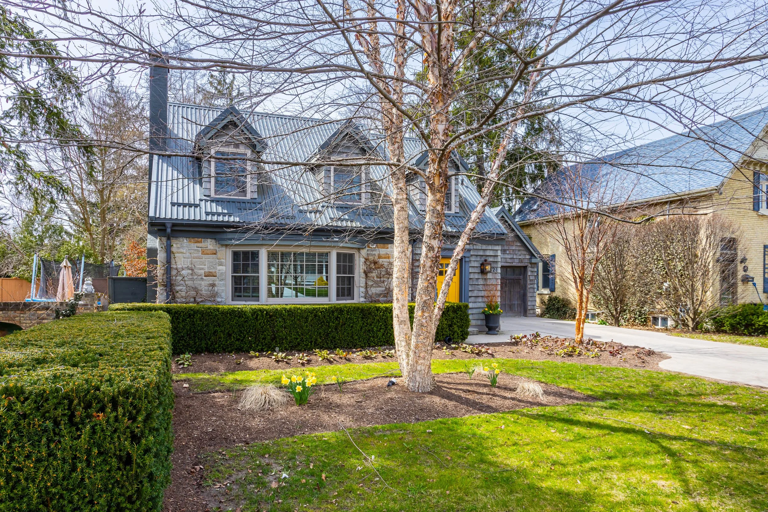 821 Colborne St-4.jpg