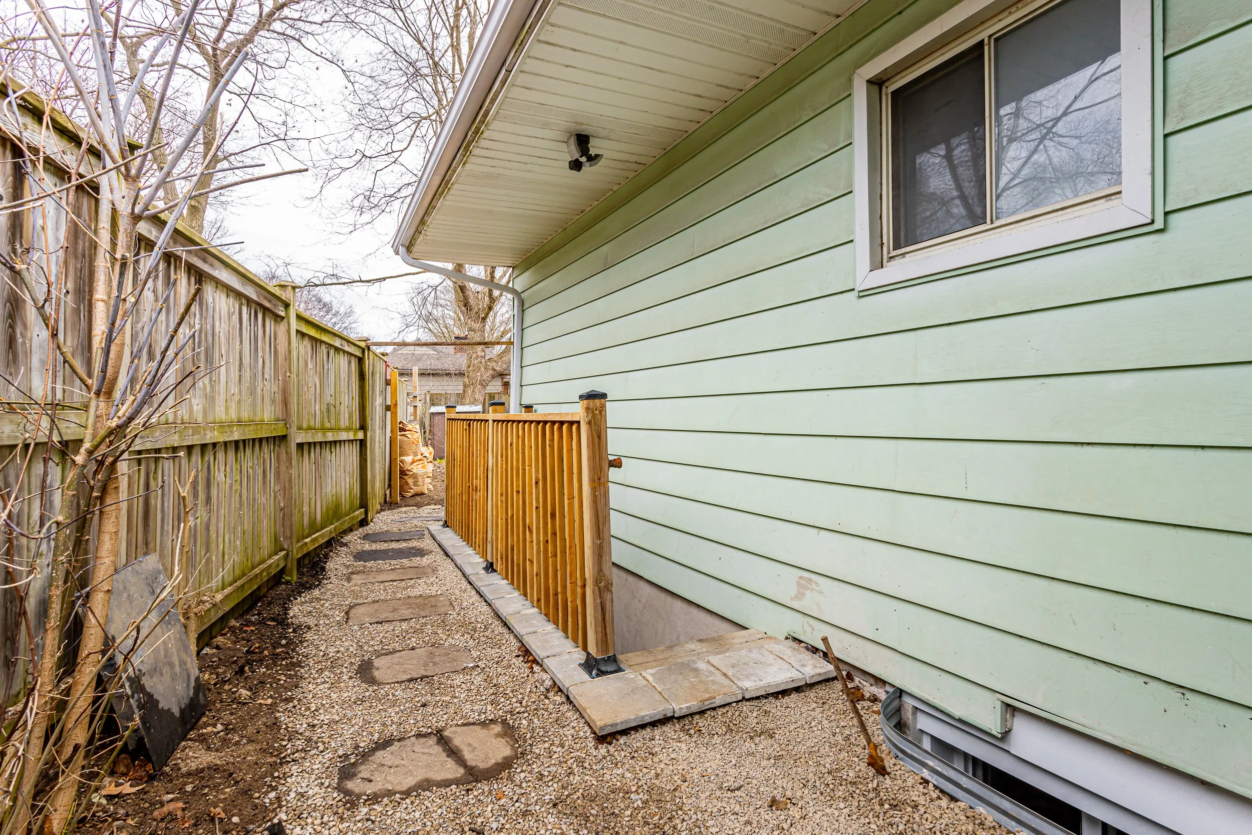 37 Braemar Cres-29.jpg