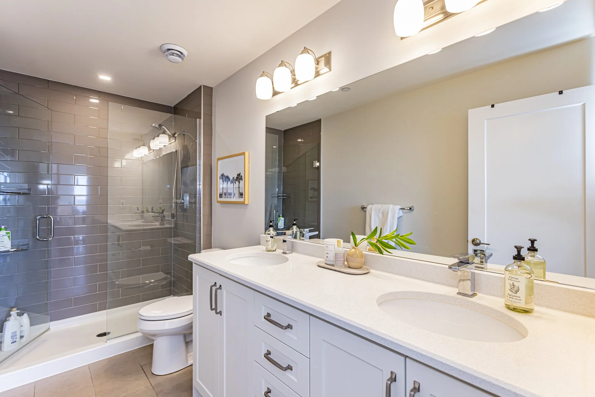 1709-505 Talbot St_25.jpg