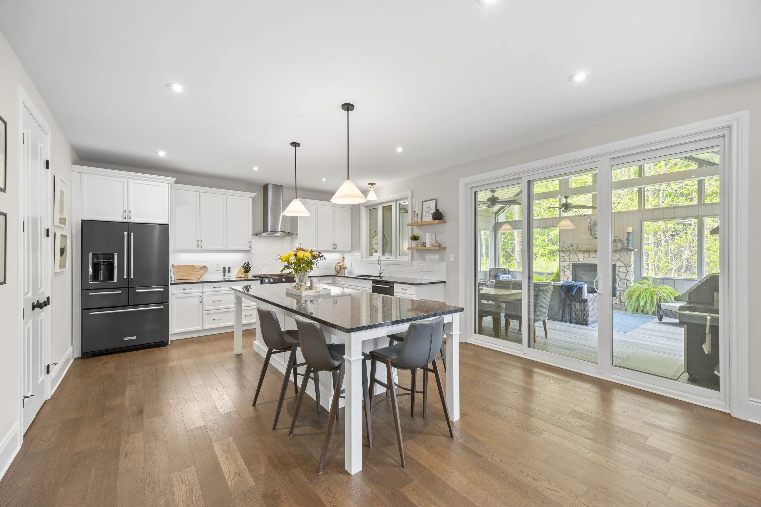 2263 Dauncey Cres -14.JPG
