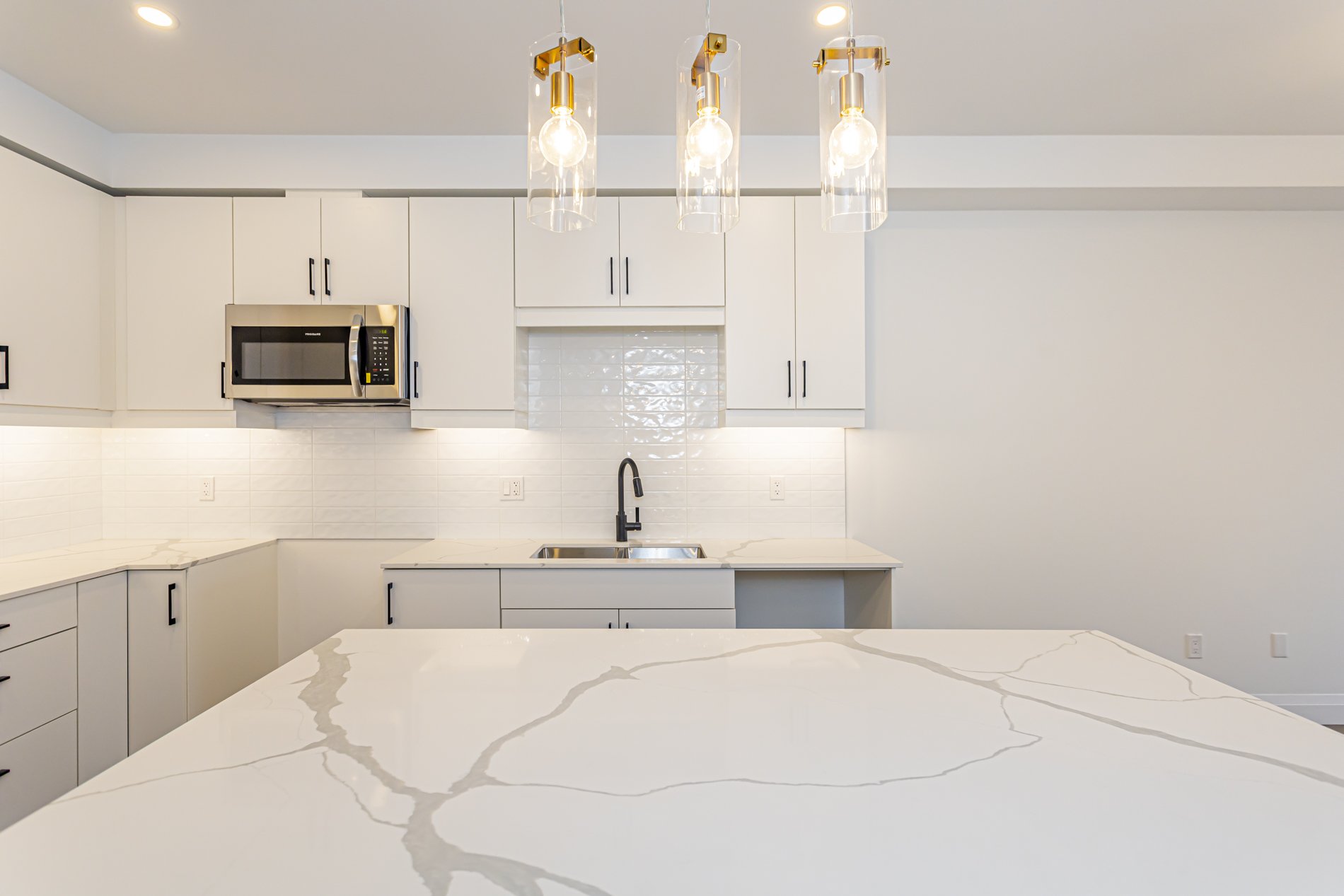 55-3900 Savoy St_14.JPG