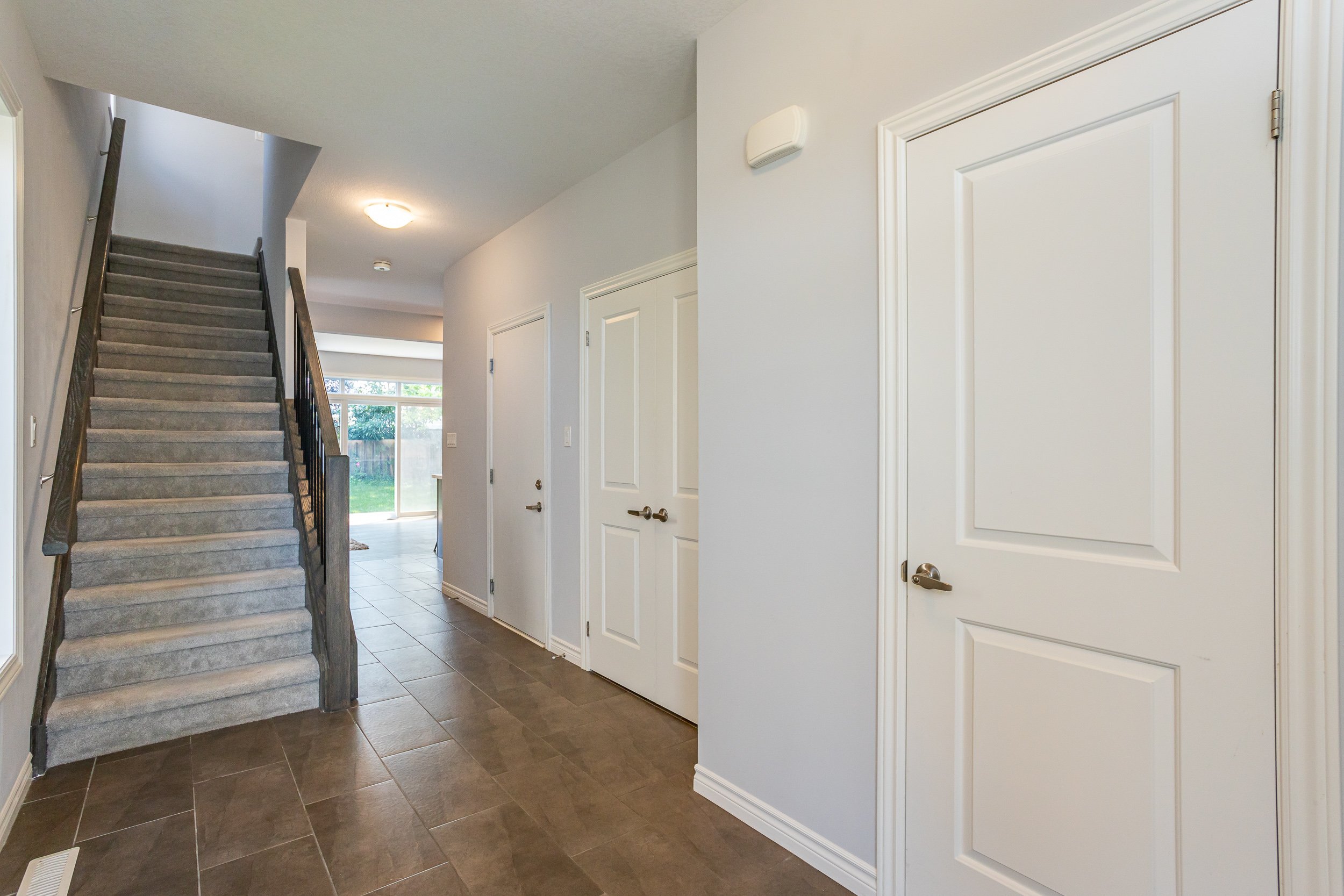 1675 Valhalla St-9.jpg