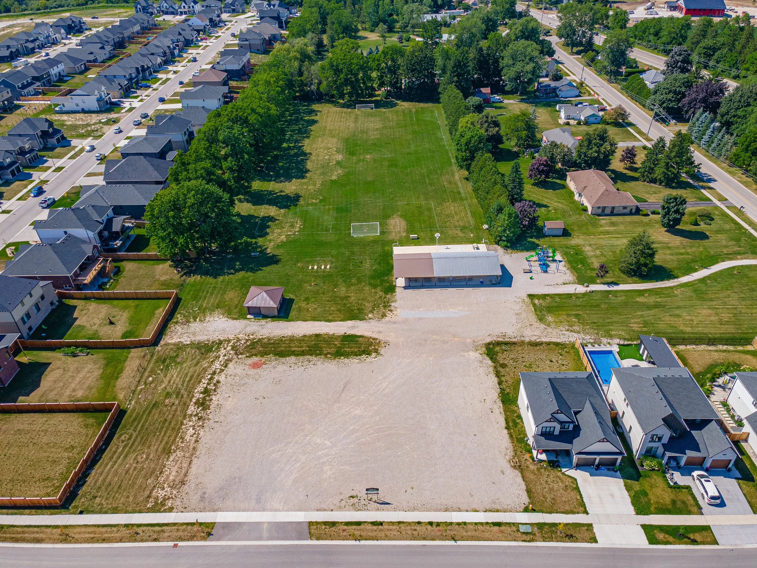 74 Royal Cres -62.jpg