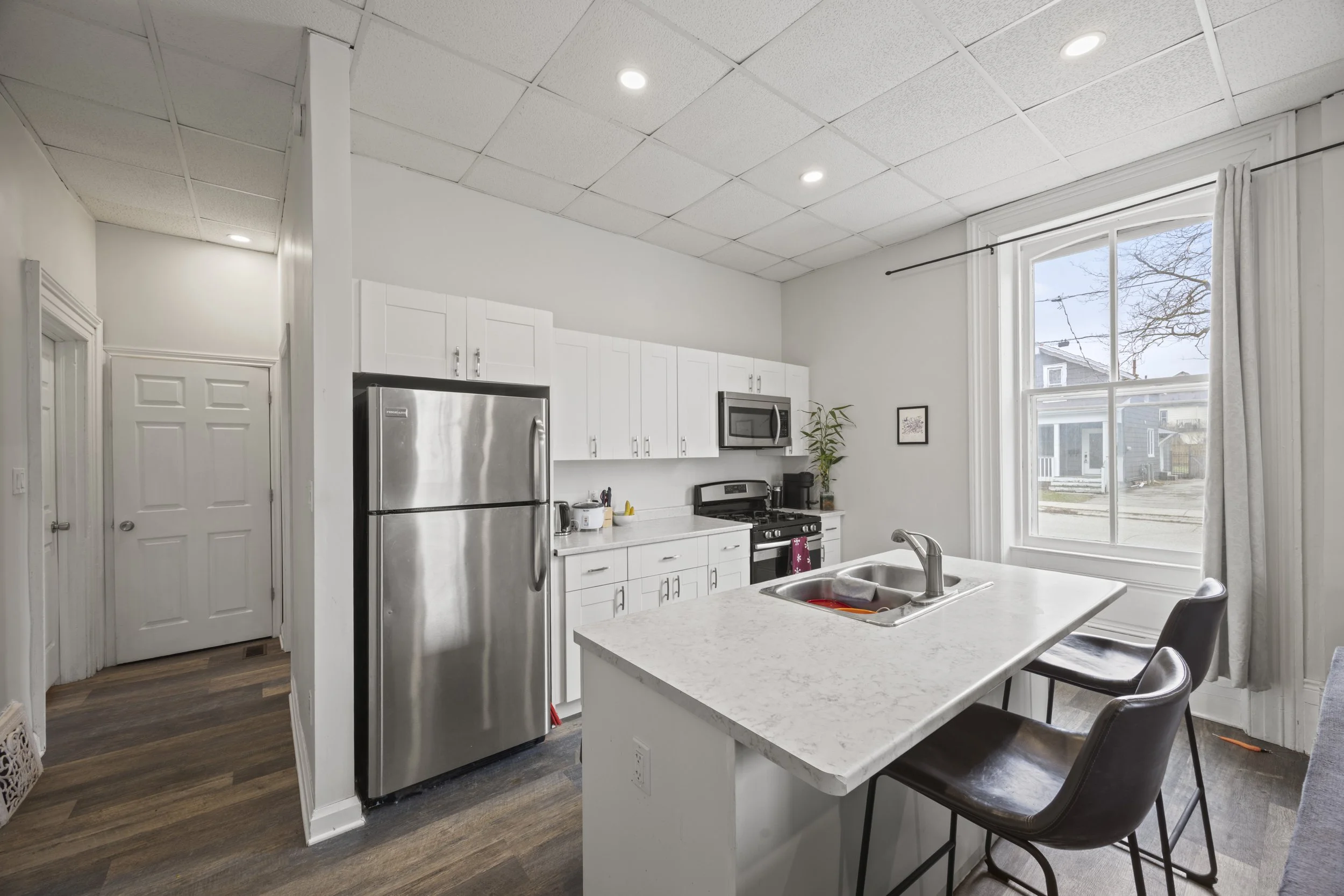 434 Dufferin Ave -27.JPG