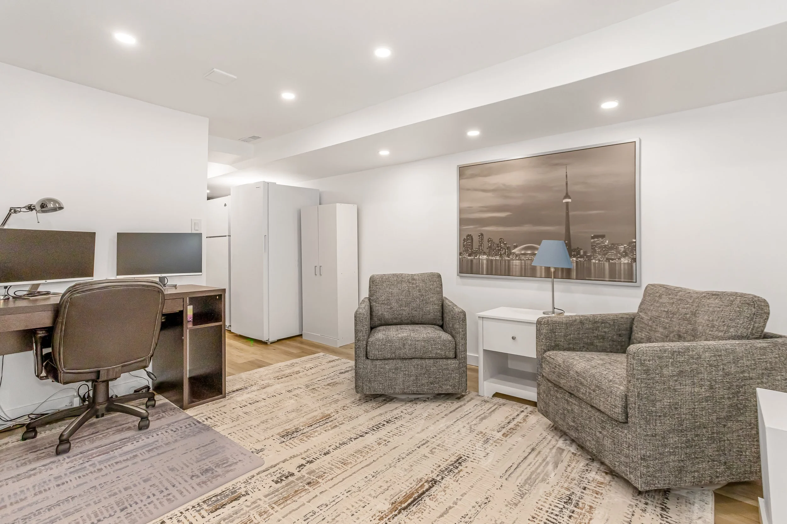58 Olympic Cres-37.jpg
