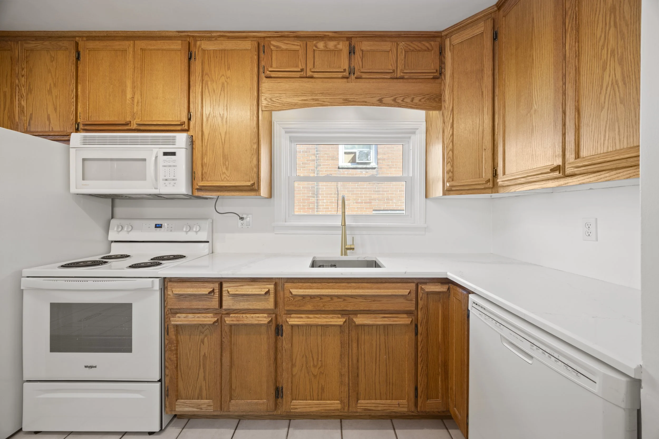 166 Ashland Ave -15.JPG