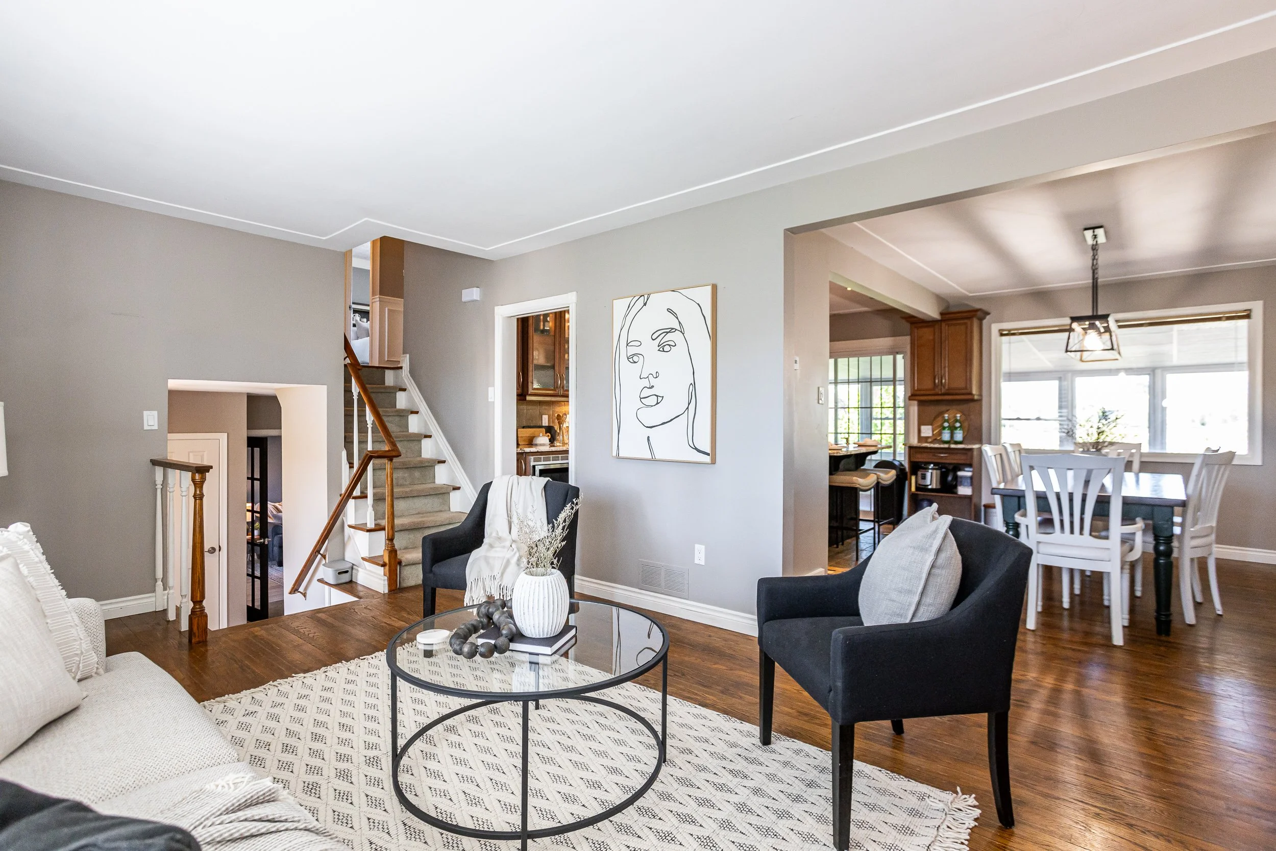 709 Galloway Cres-13.jpg