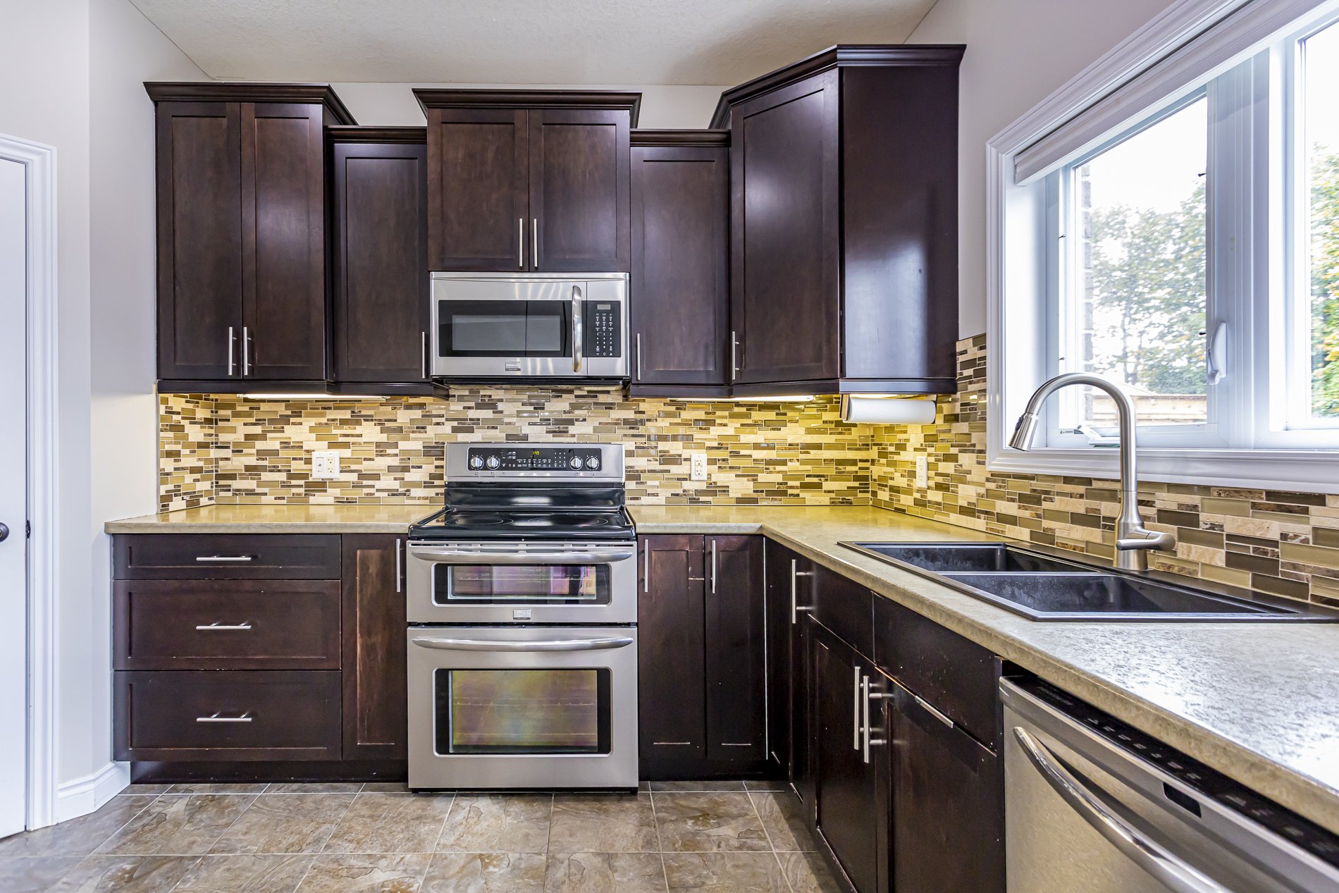 167 Watson St_13.jpg