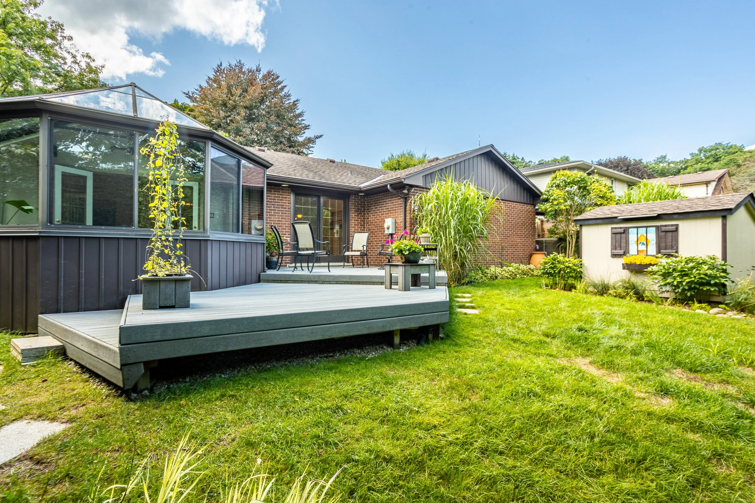 139 Springfield Cres-38.jpg