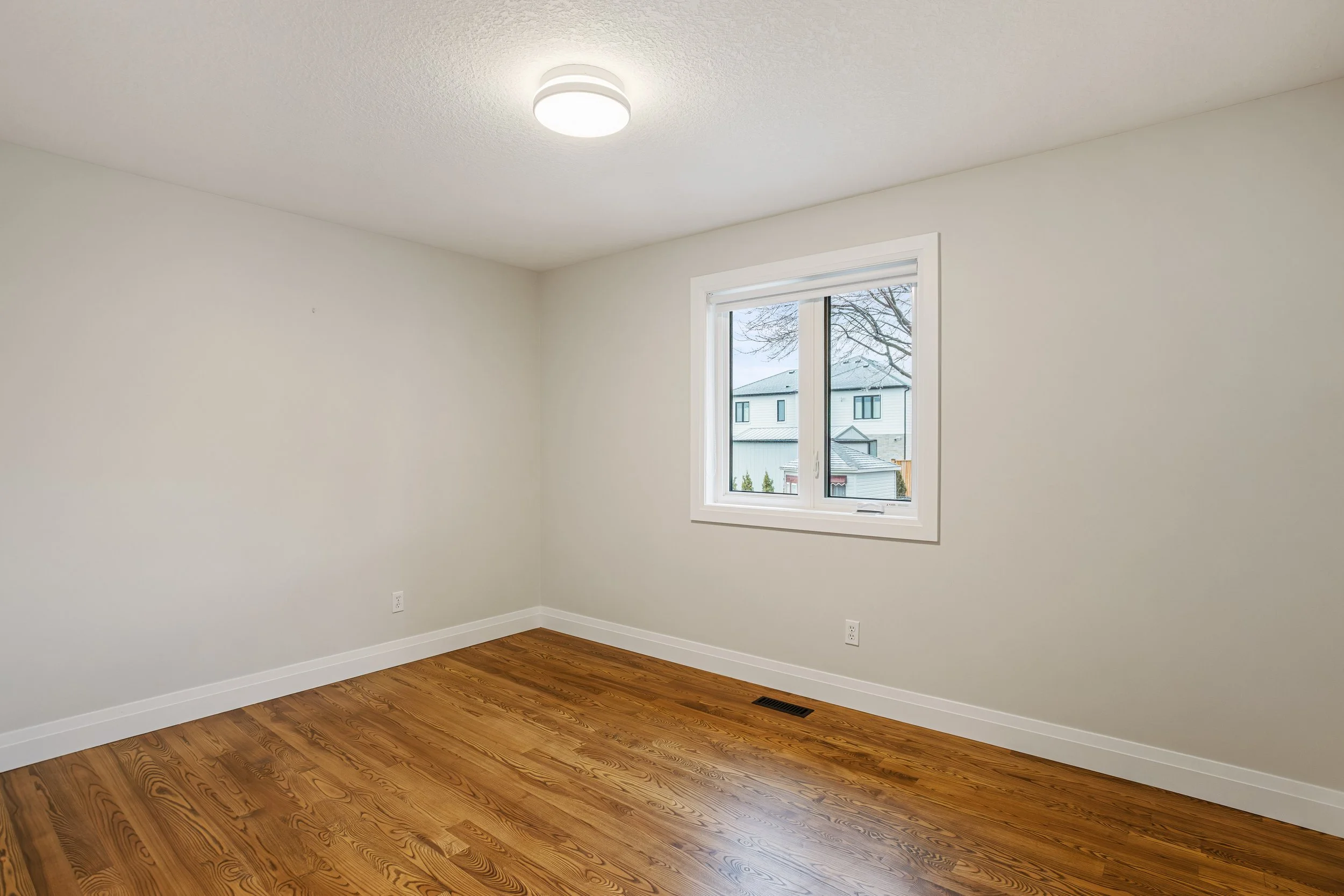 61 Stephen Moore Dr (15).jpg