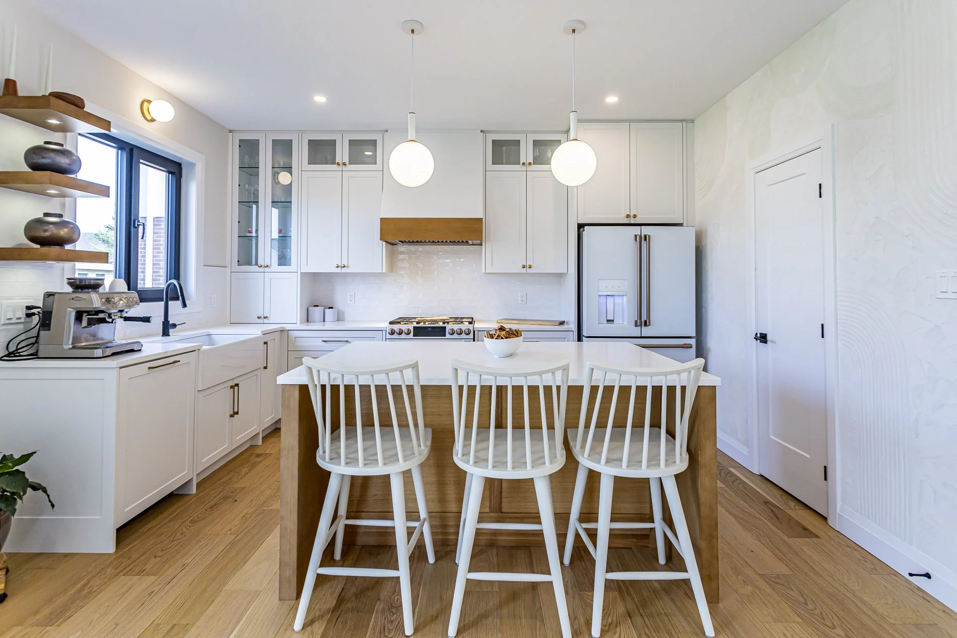 114 Edgewater Blvd_15.jpg