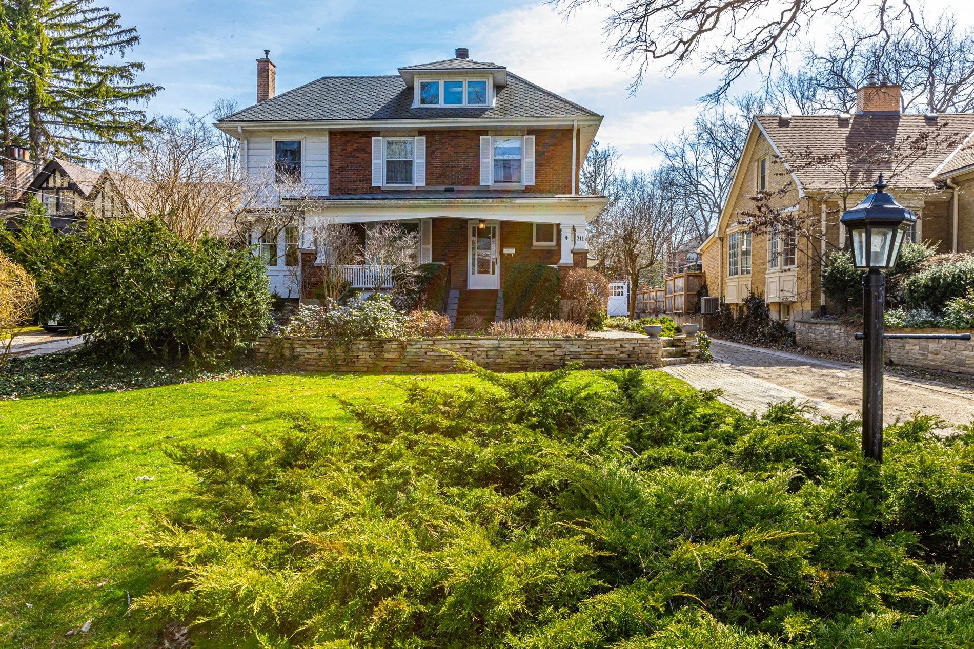 211 Baseline Rd E-2.jpg