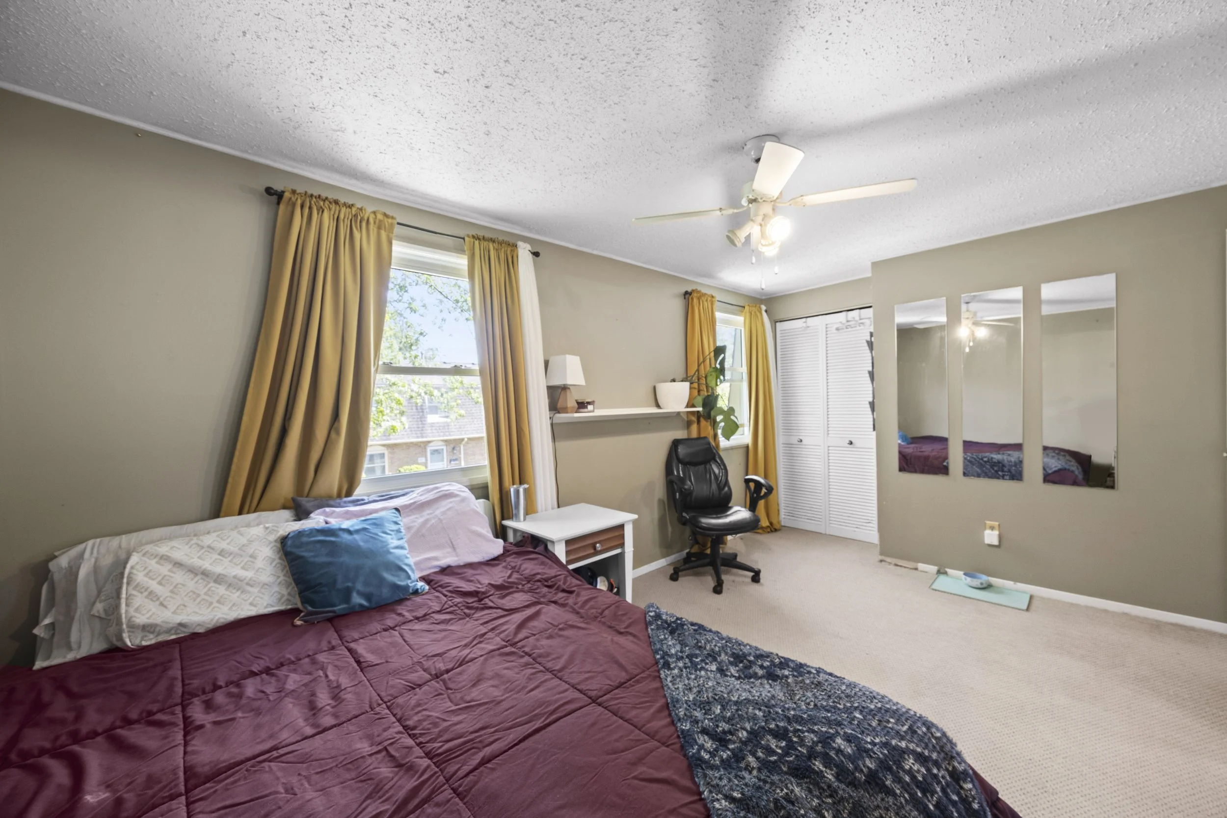 453 Wilkins St -25.JPG