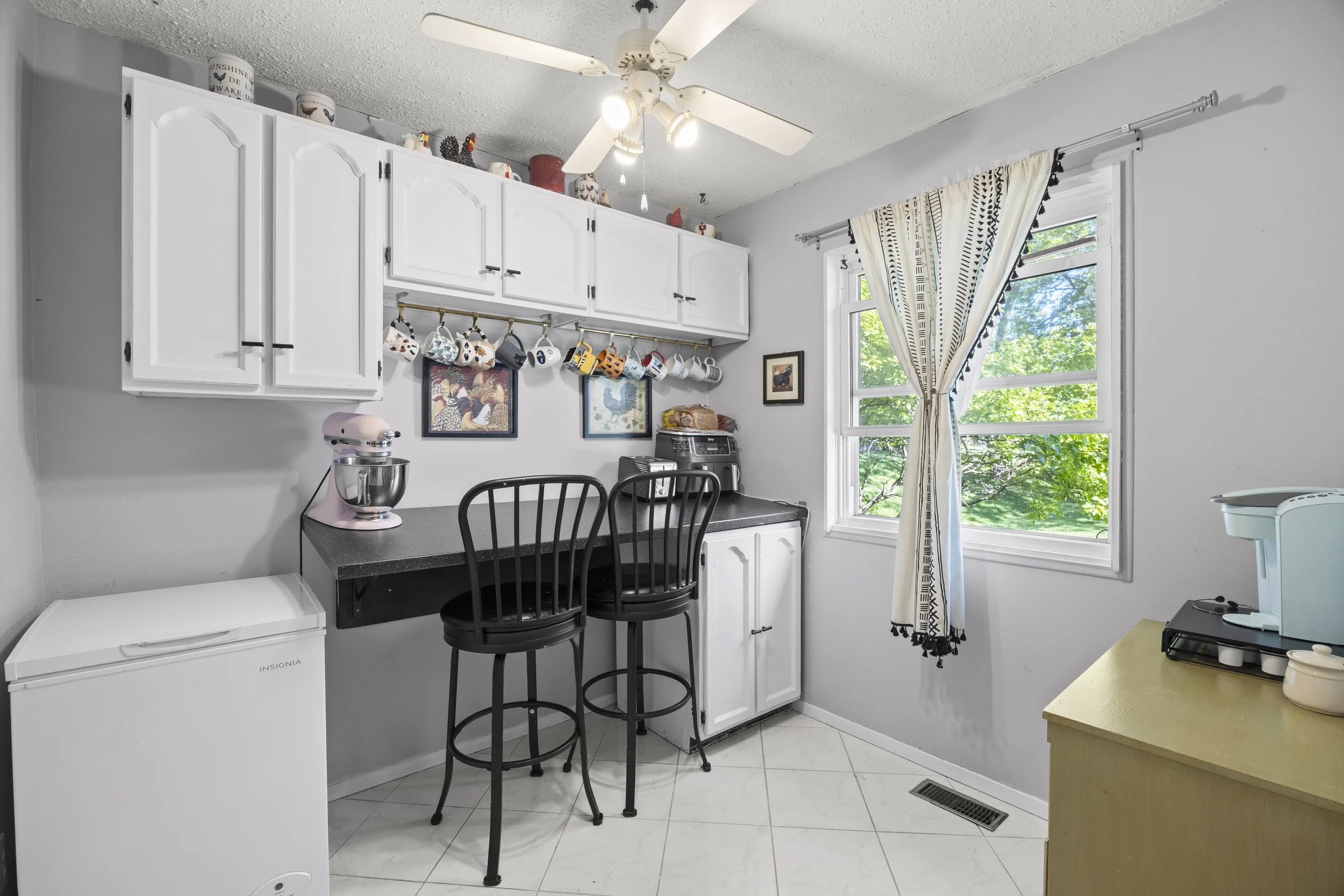 453 Wilkins St -06.JPG