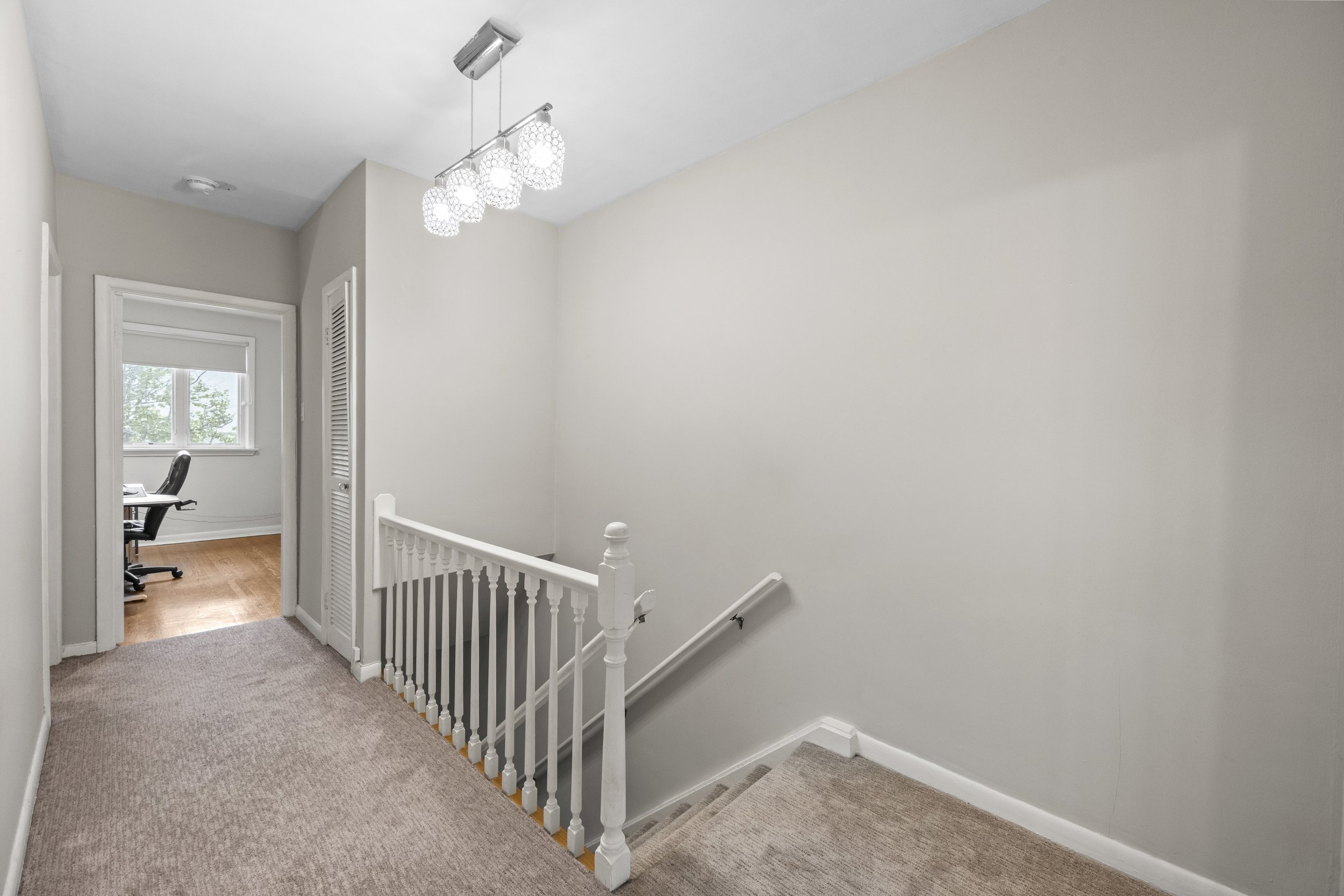 62-1220 Royal York Rd -25.JPG