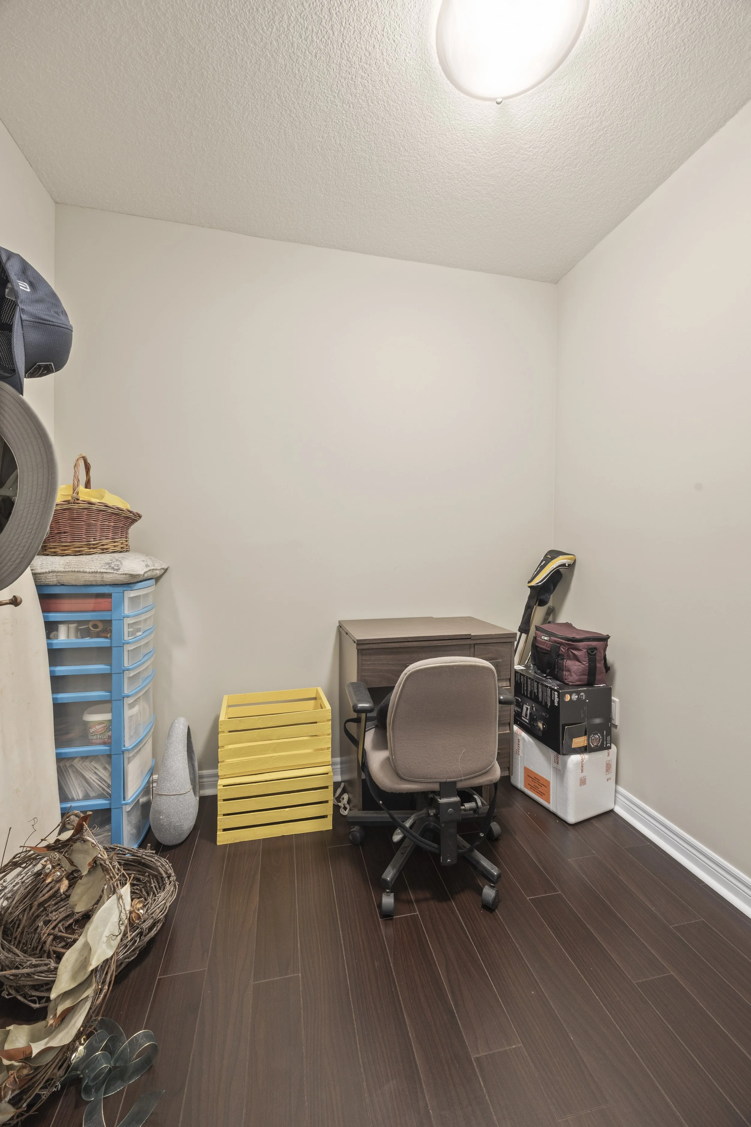 406-1030 Coronation Dr -21.JPG