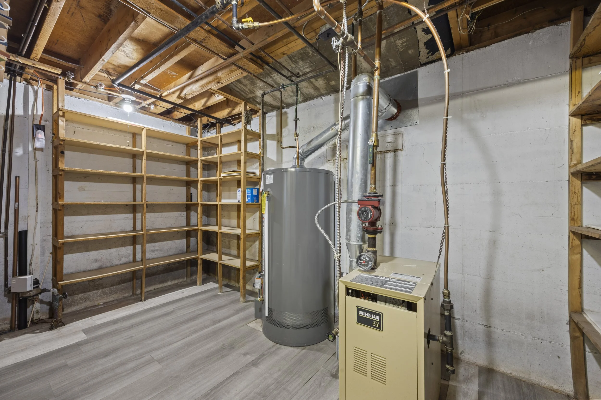 580 Salway St -37.JPG