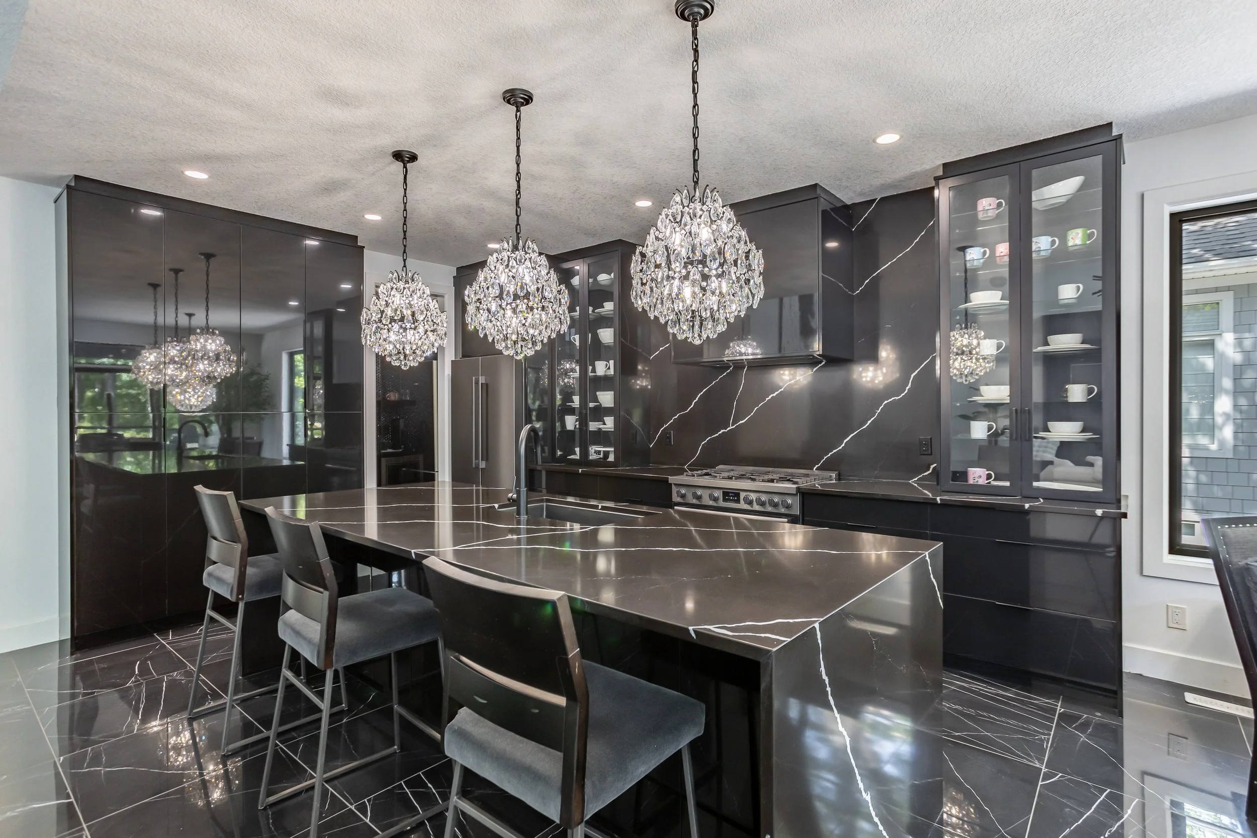 10143 Pinery Bluffs-3.jpg