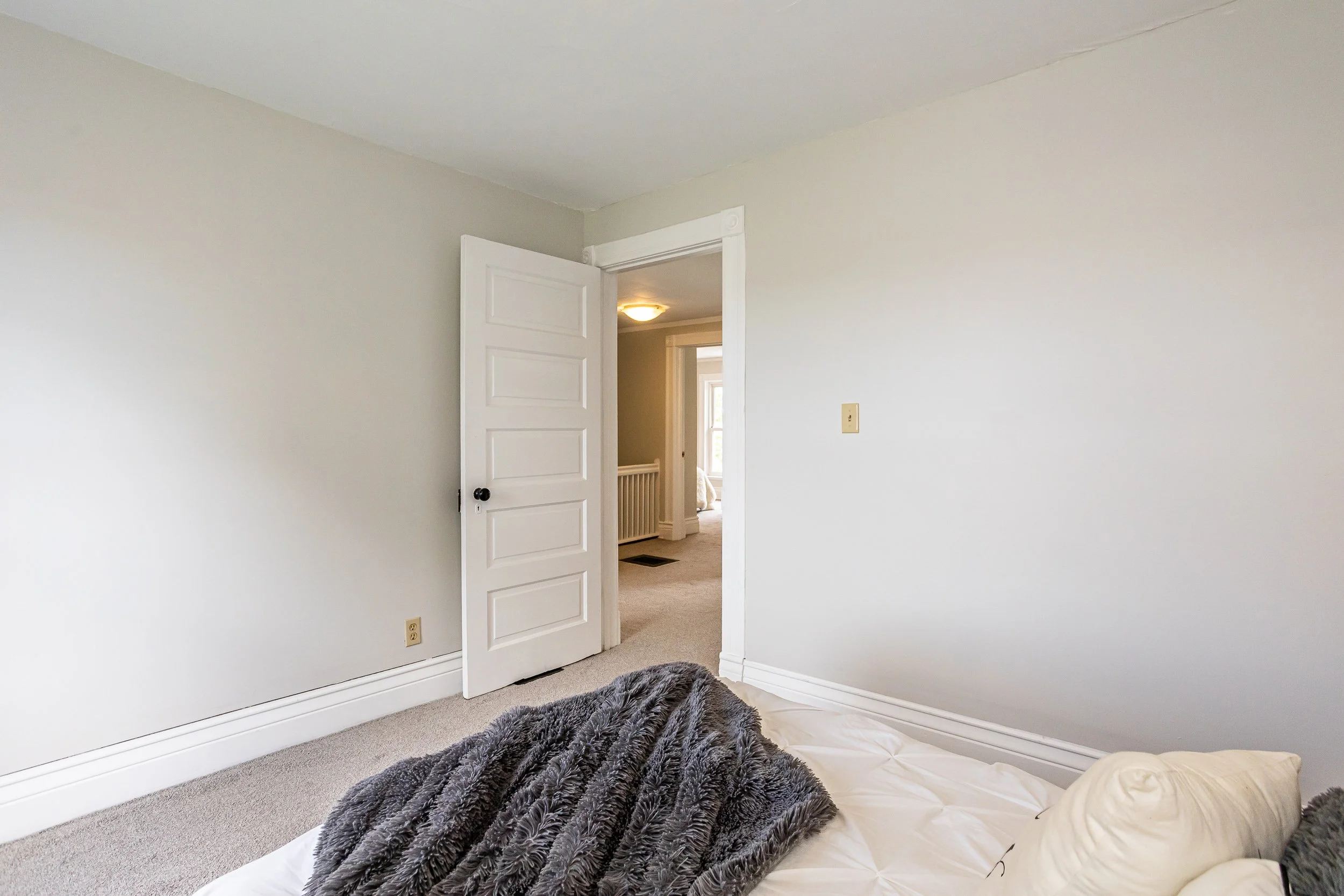 942 Westminster-25.jpg