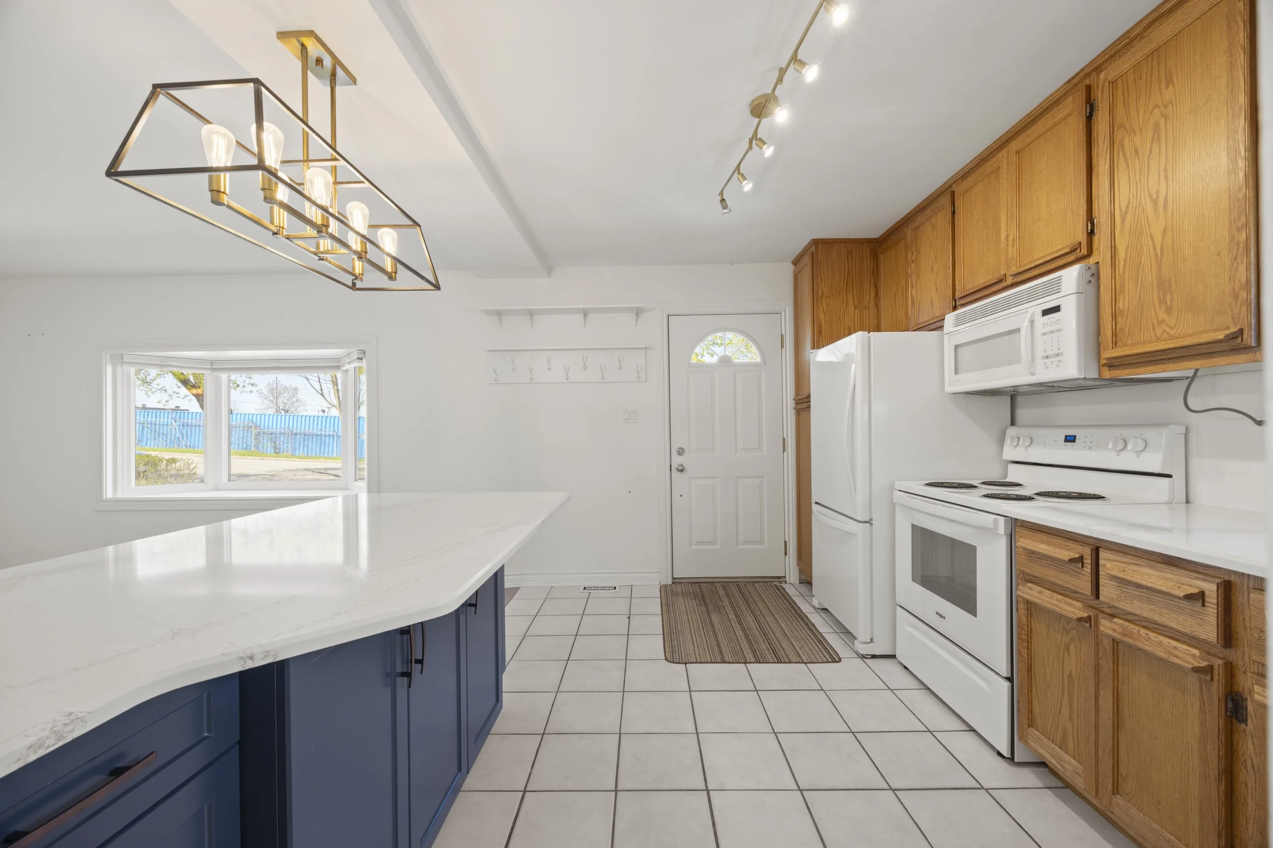 166 Ashland Ave -14.JPG