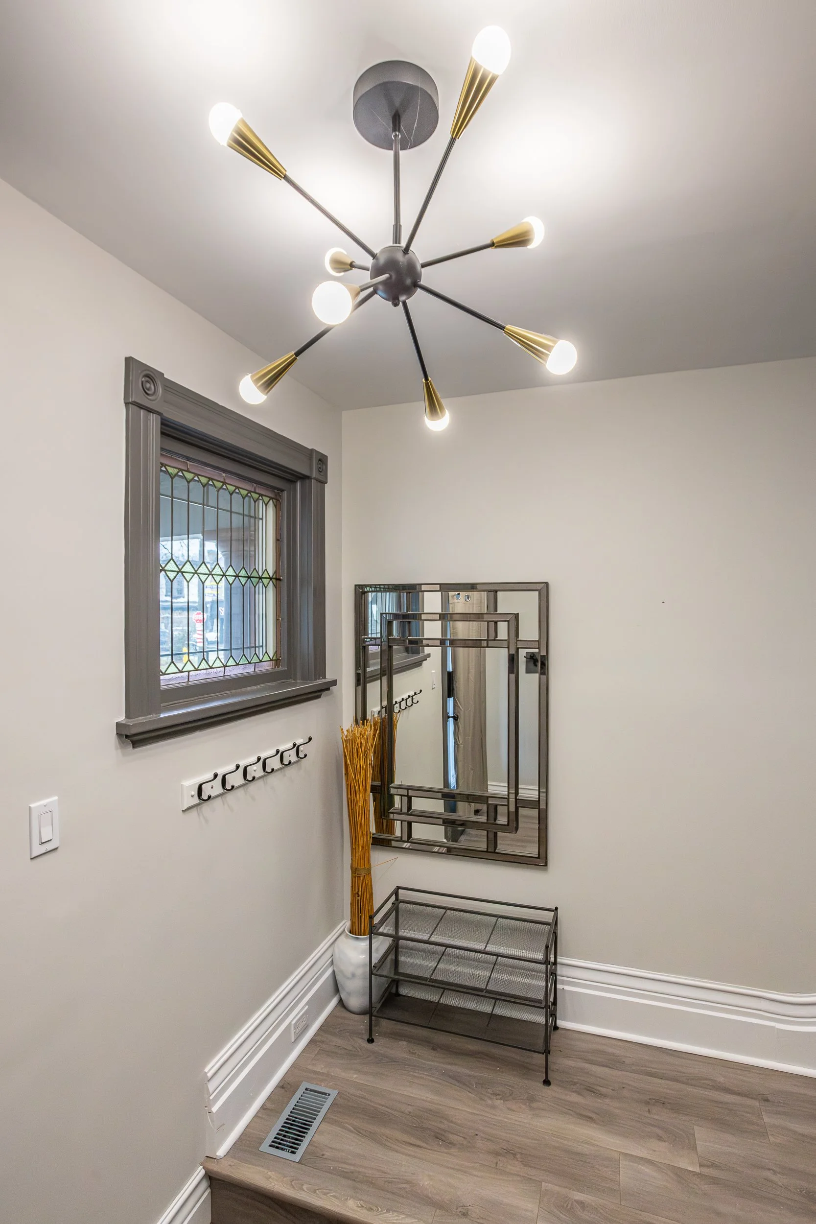 141 Bruce St - Unit 1-2.jpg
