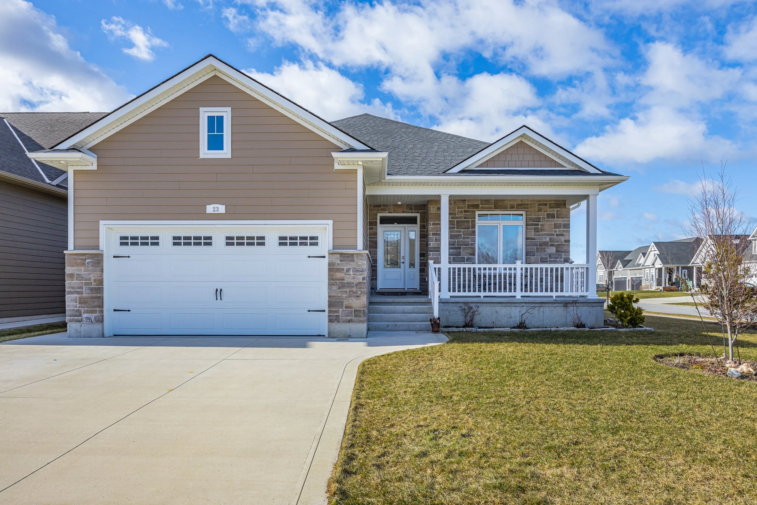 23 Brooklawn Dr -01.jpg